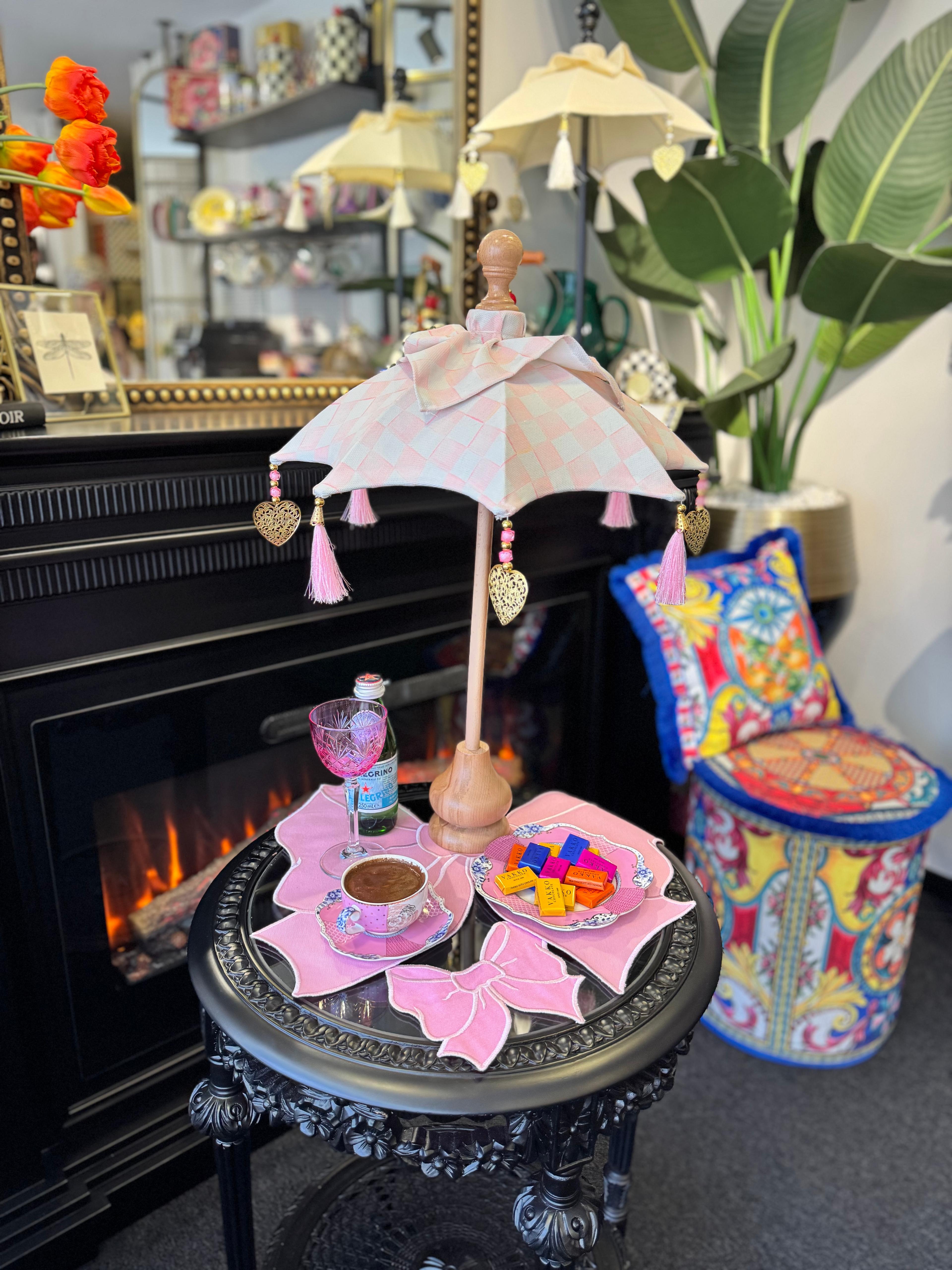 PEMBE DAMALI BALİ ŞEMSİYESİ