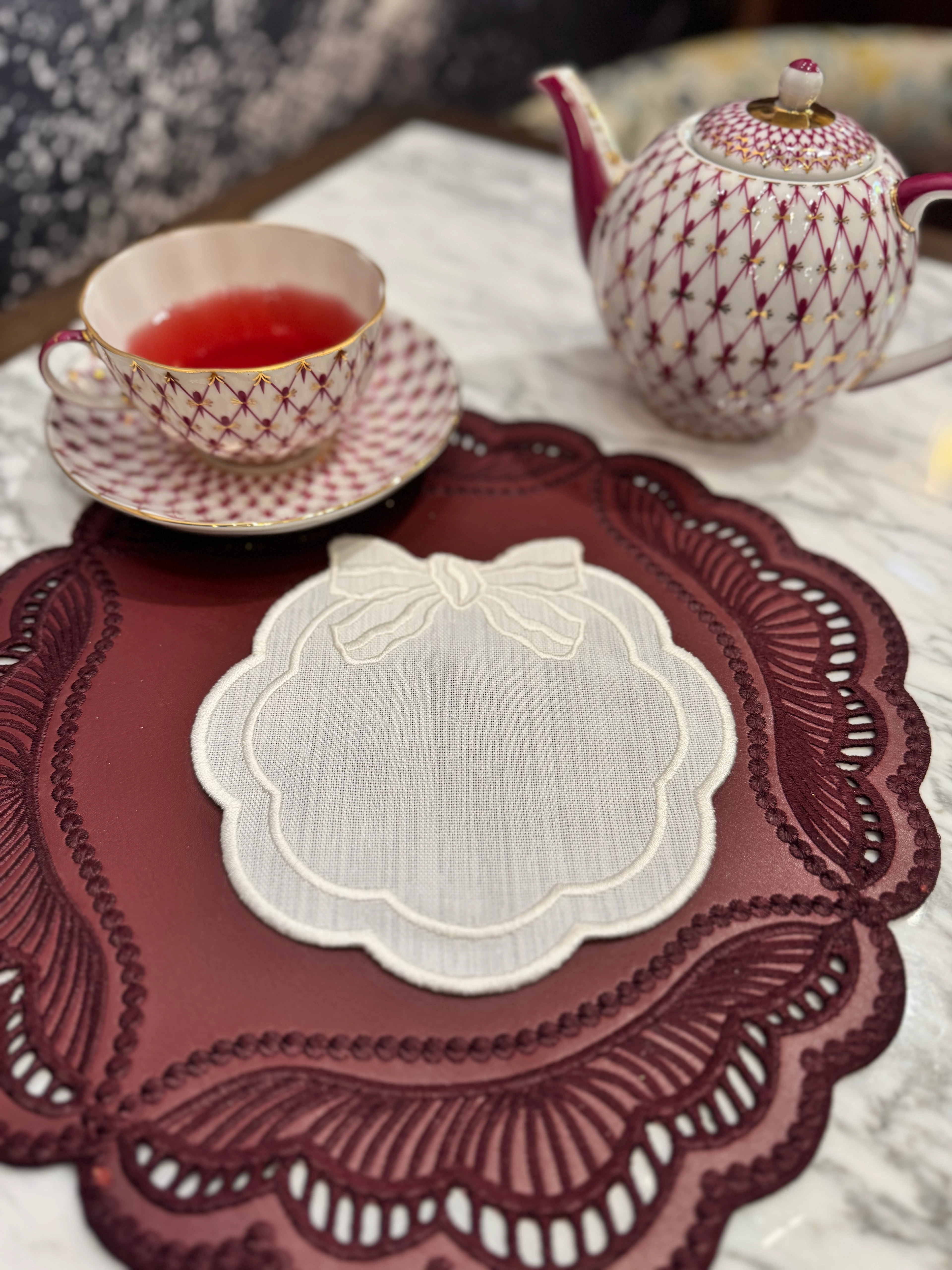 FİYONK NAKIŞLI SUNUM PEÇETESİ - BEYAZ