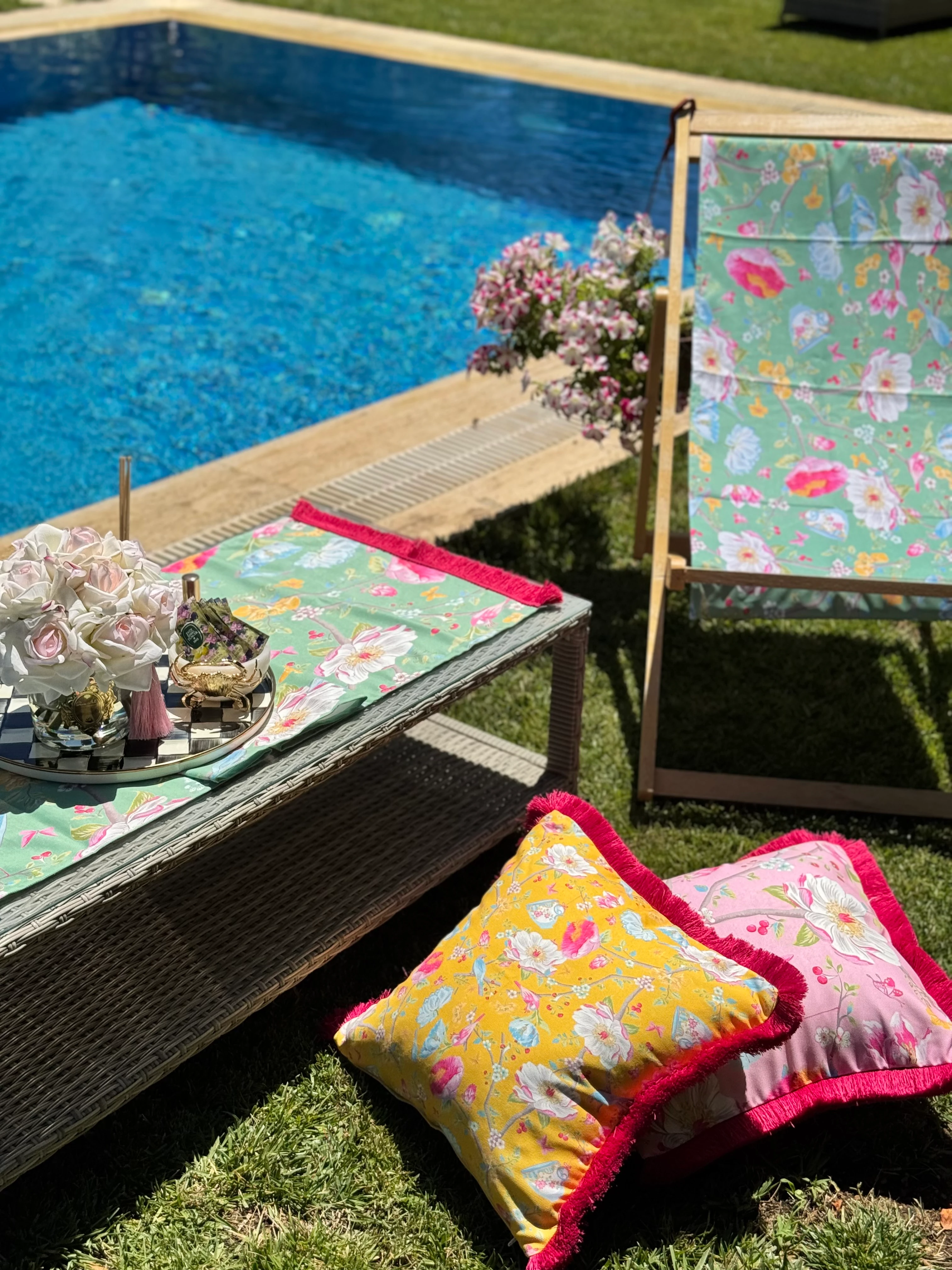 ÇİÇEK DESEN SAÇAKLI RUNNER - YEŞİL