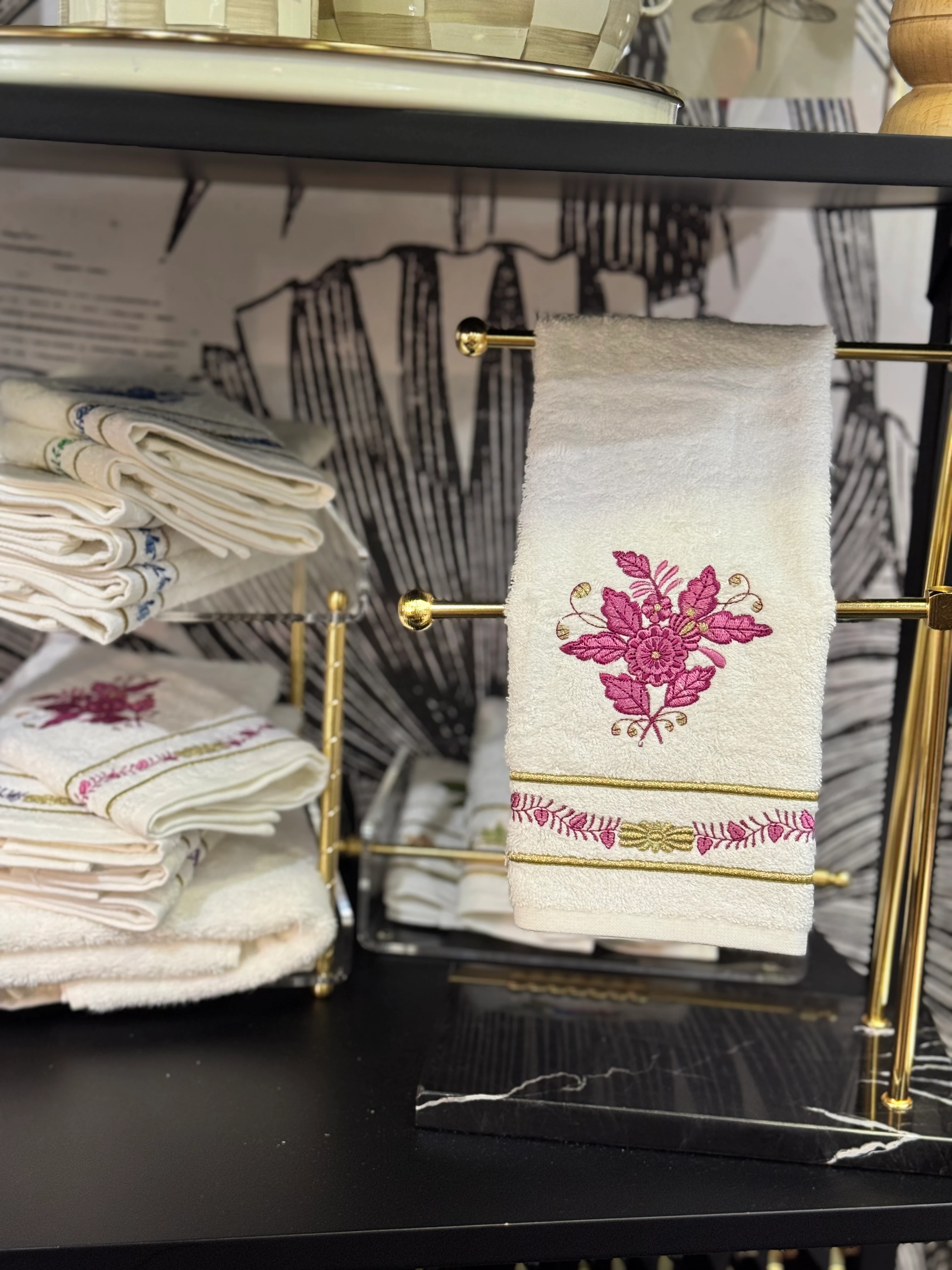 DİANA NAKIŞLI HAVLU - FUŞYA PEMBE 2