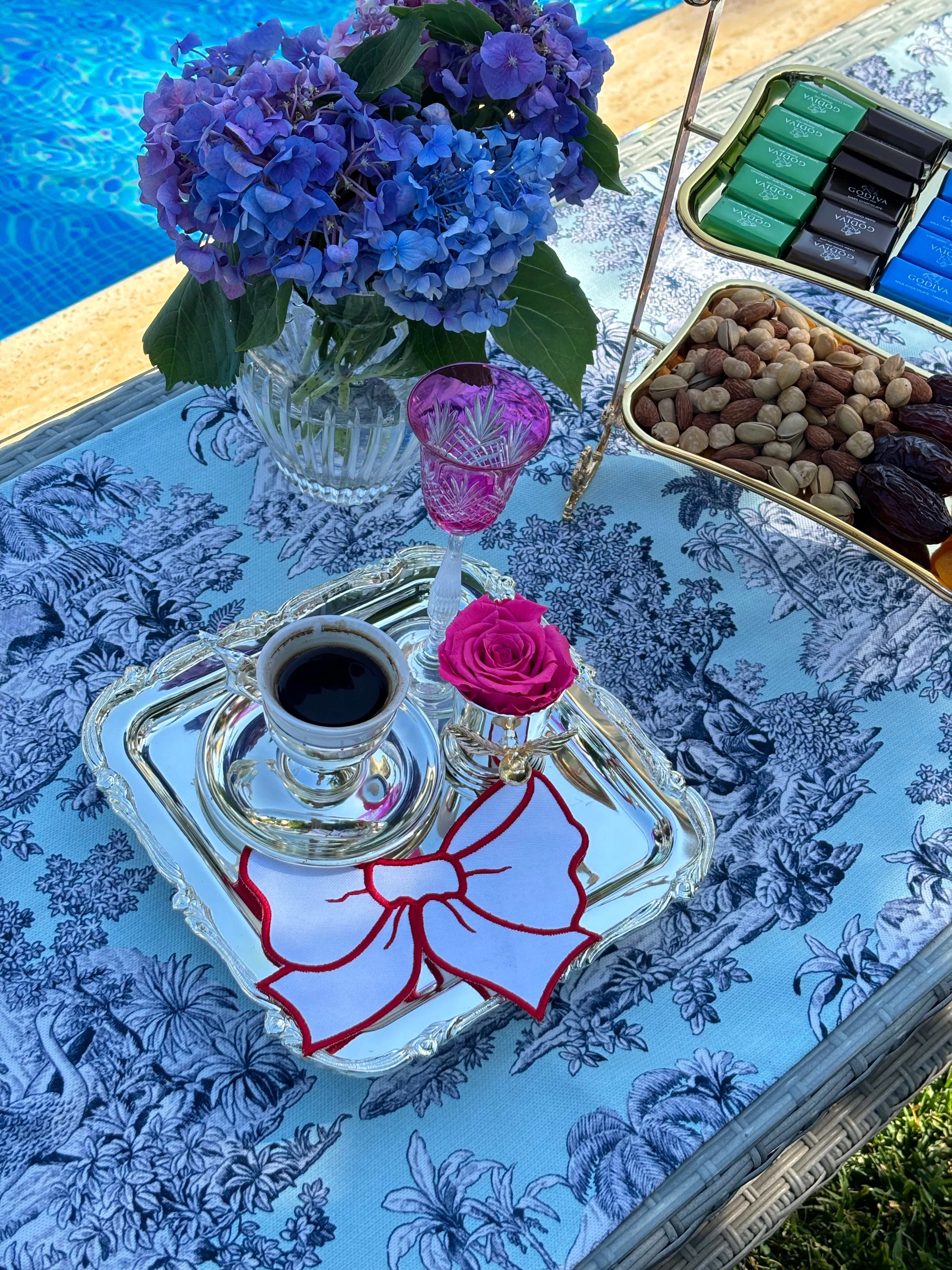 FİYONK MODEL SUNUM PEÇETESİ - KIRMIZI NAKIŞ