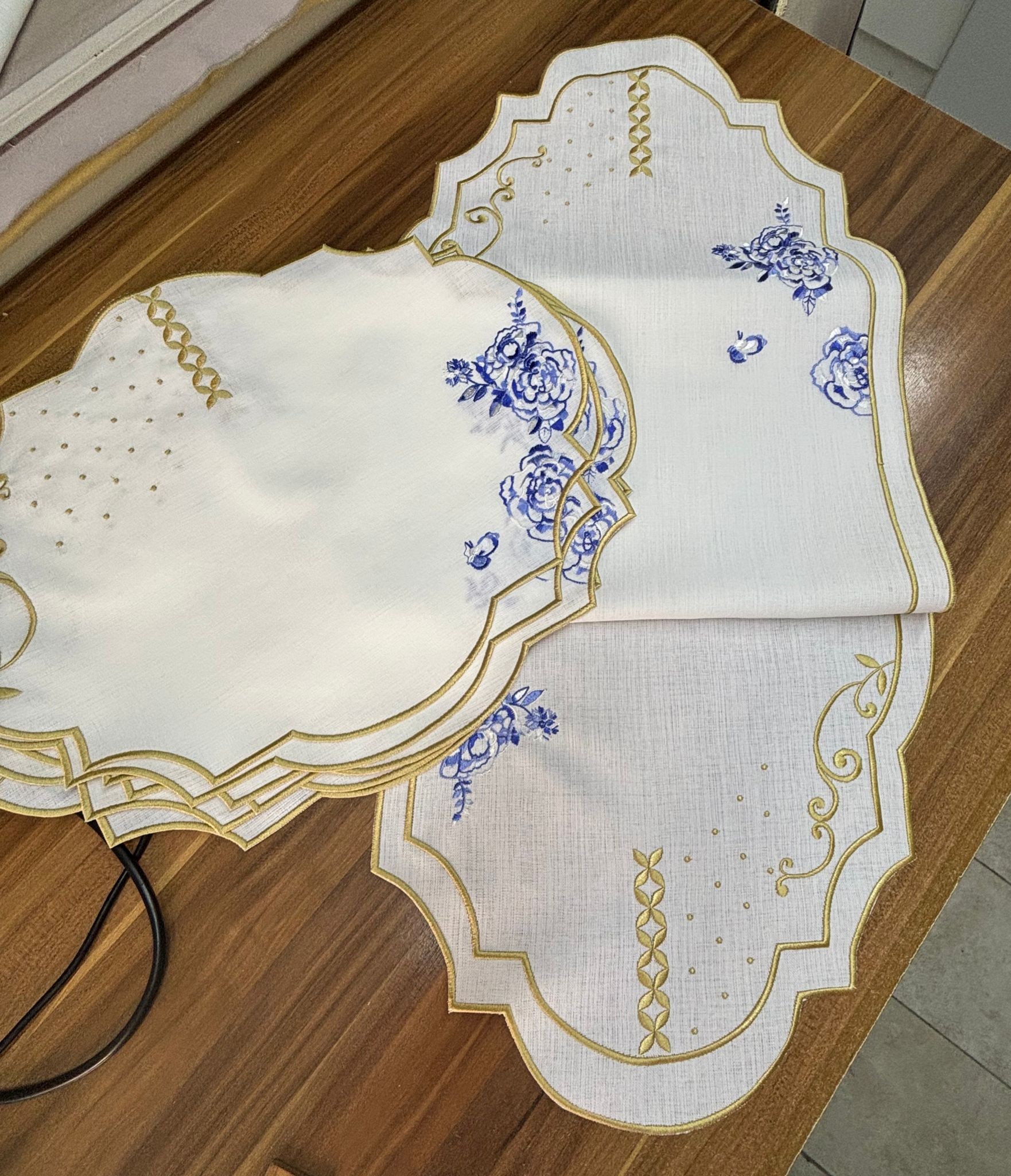 NAKIŞLI ROYAL WHİTE DESEN UYUMLU RUNNER