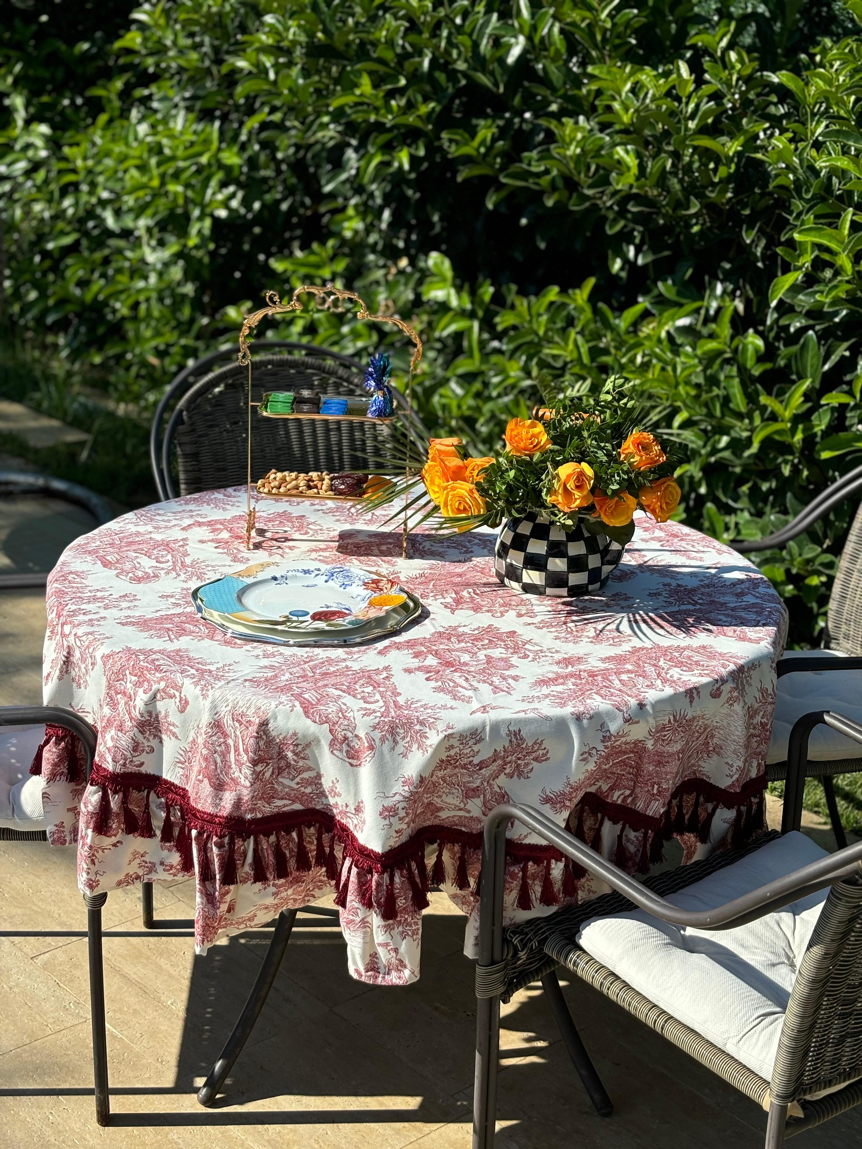 İTALYAN ESİNTİSİ  FIRFIRLI YUVARLAK MASA ÖRTÜSÜ - BORDO