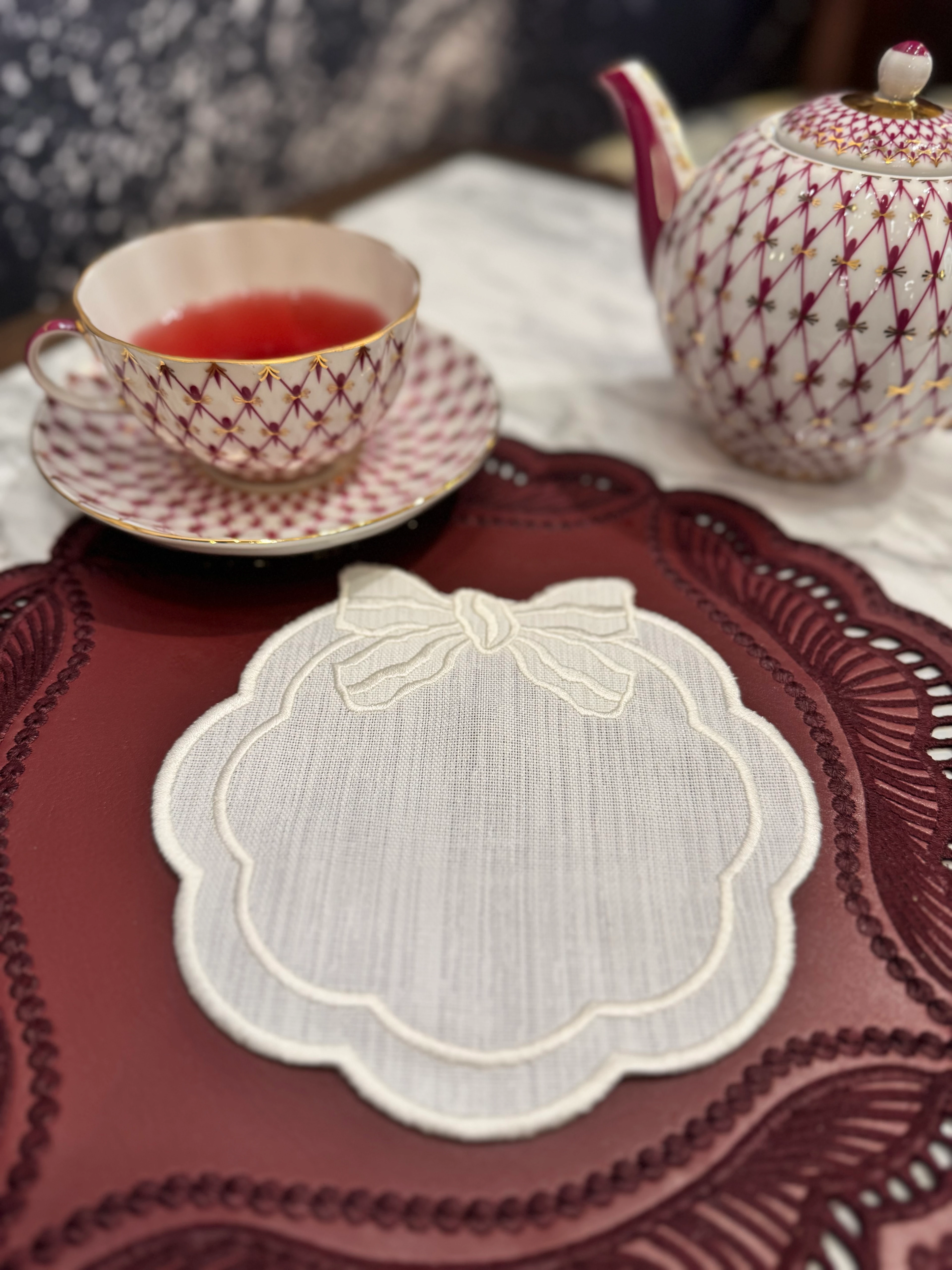 FİYONK NAKIŞLI SUNUM PEÇETESİ - BEYAZ