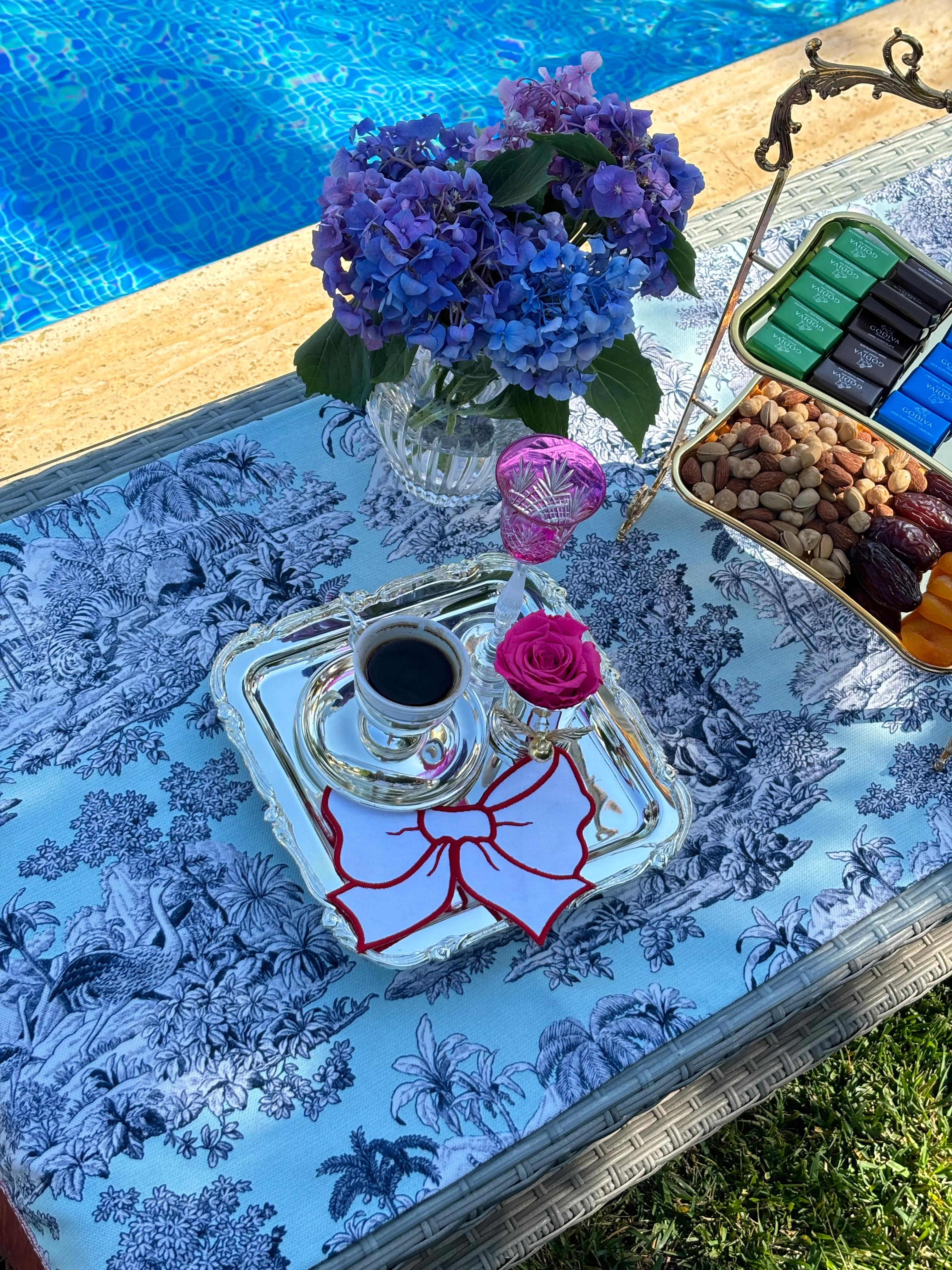 FİYONK MODEL SUNUM PEÇETESİ - KIRMIZI NAKIŞ