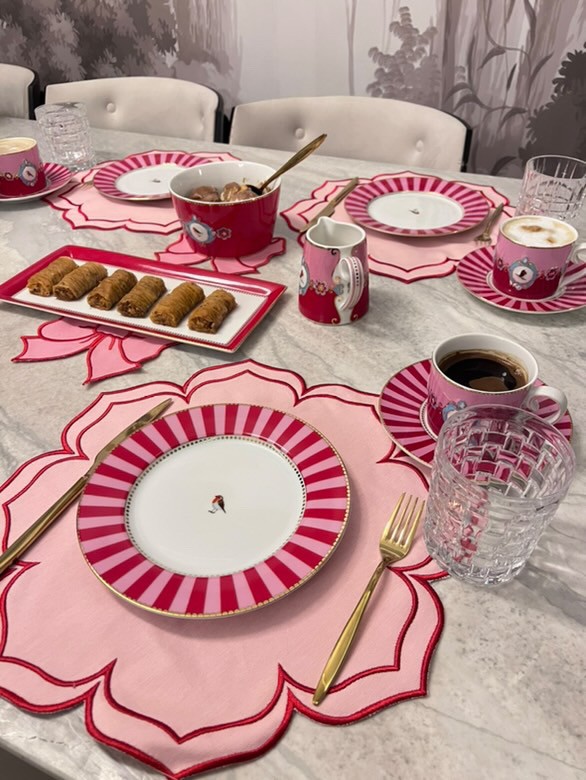 YILDIZ MODEL AMERİKAN SERVİS PEMBE