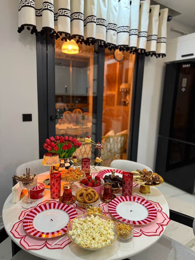YILDIZ MODEL AMERİKAN SERVİS PEMBE