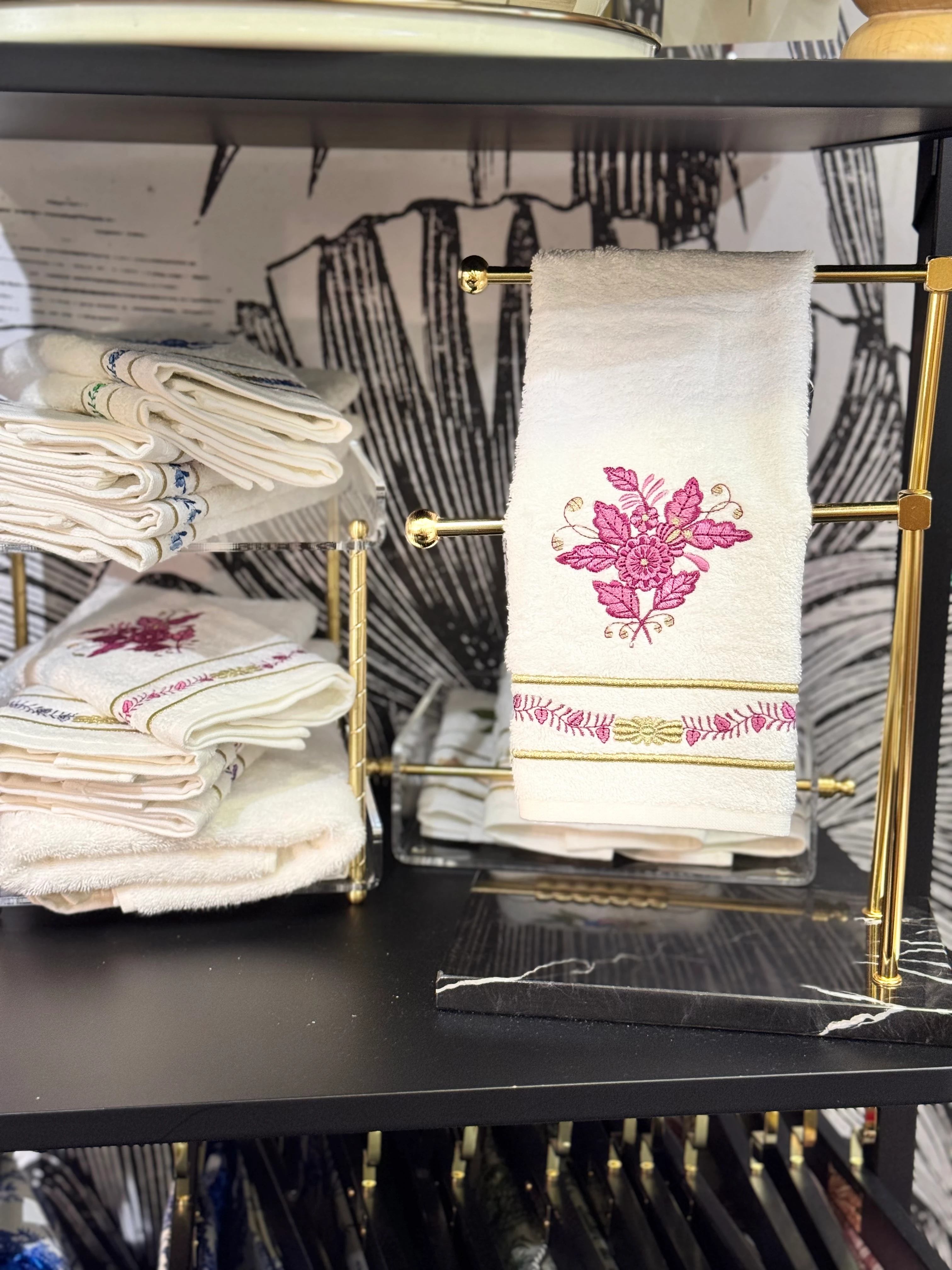 DİANA NAKIŞLI HAVLU - FUŞYA PEMBE 2