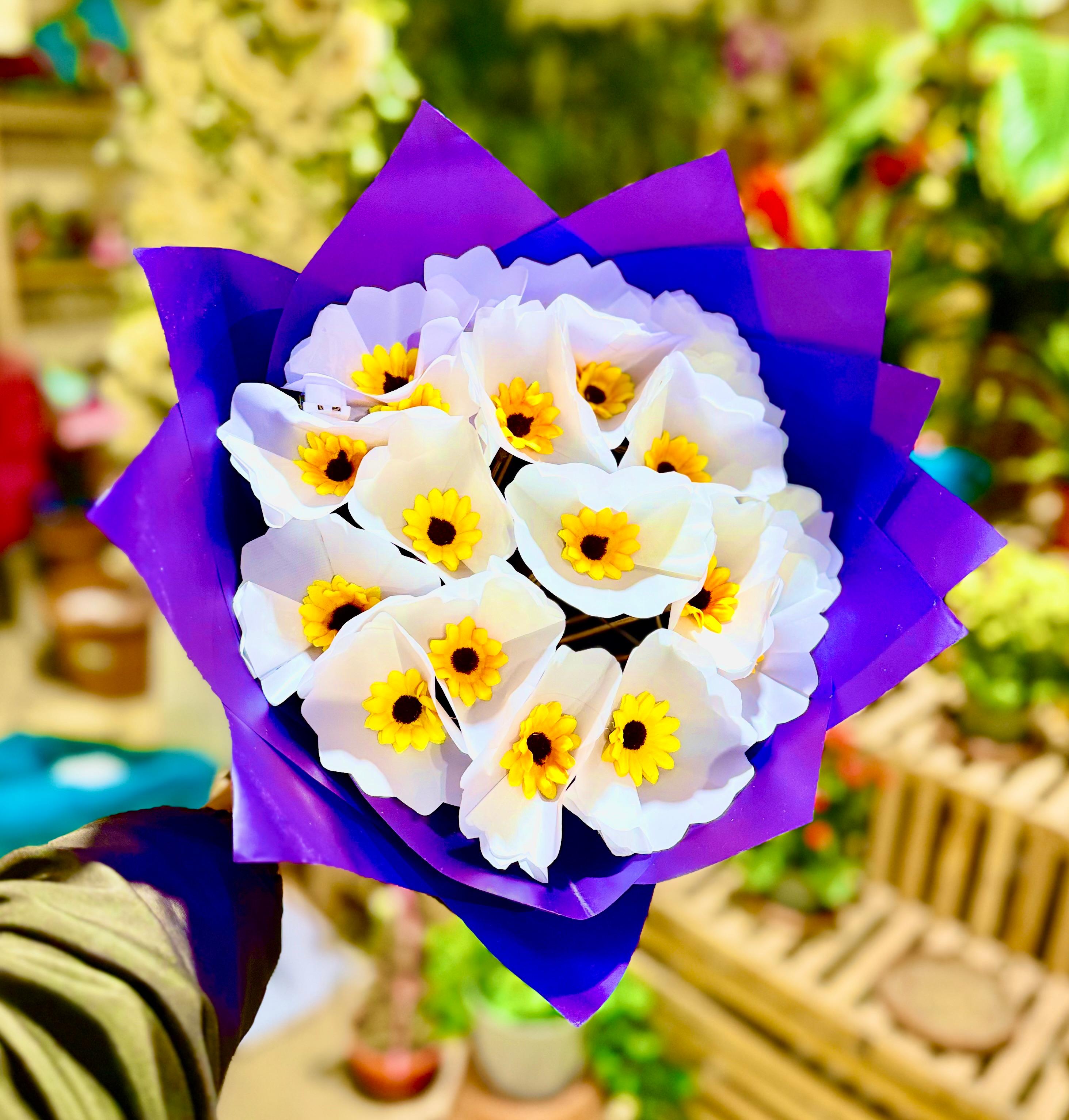 Işıklı Yapay Buket