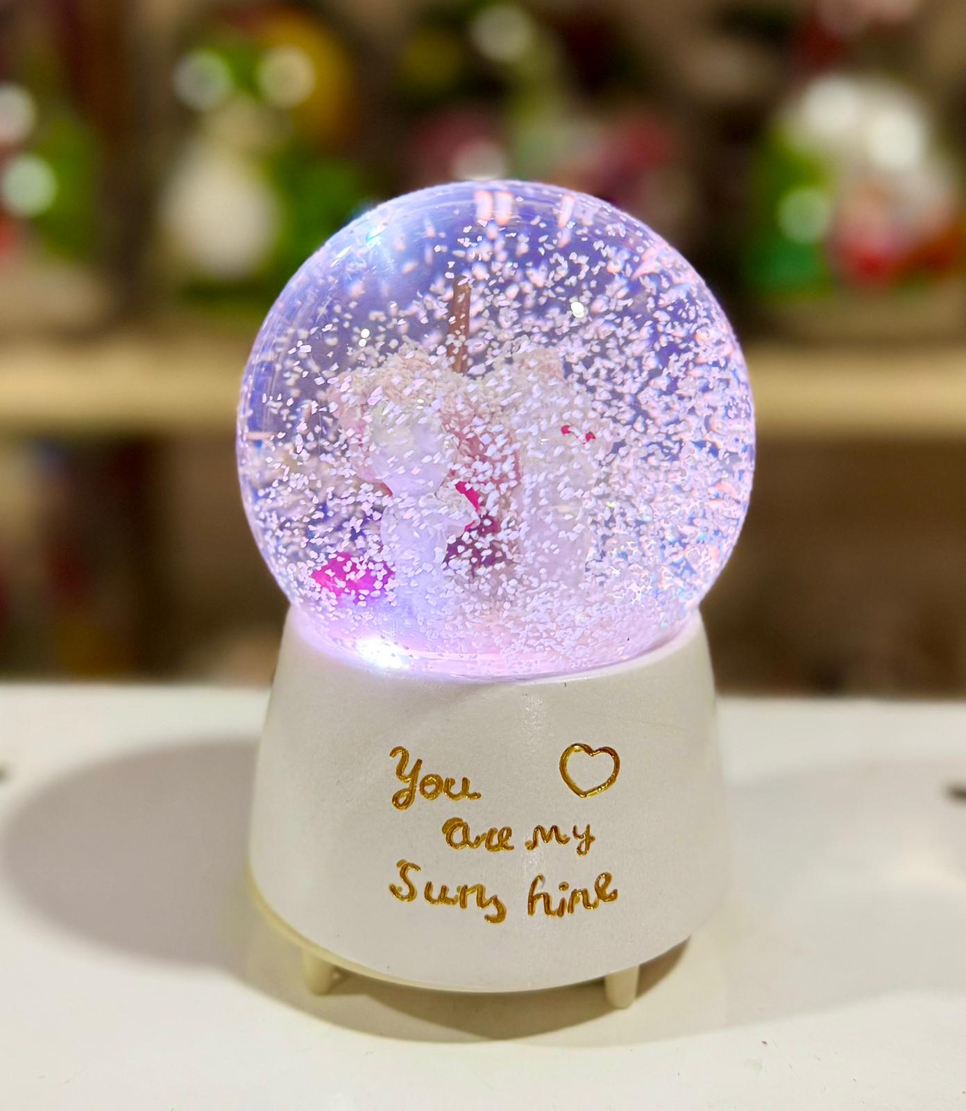 Büyük Boy Işıklı ve Sesli Kar Küresi