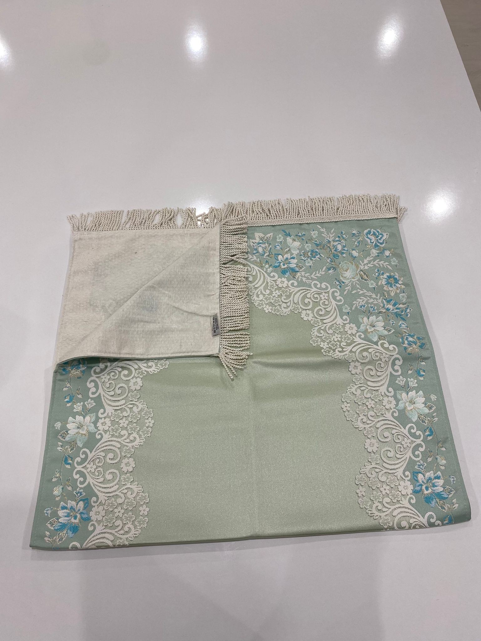 SECCADE SATEN KANAVİÇE İŞLEMELİ ASTARLI MODEL 6  116*67