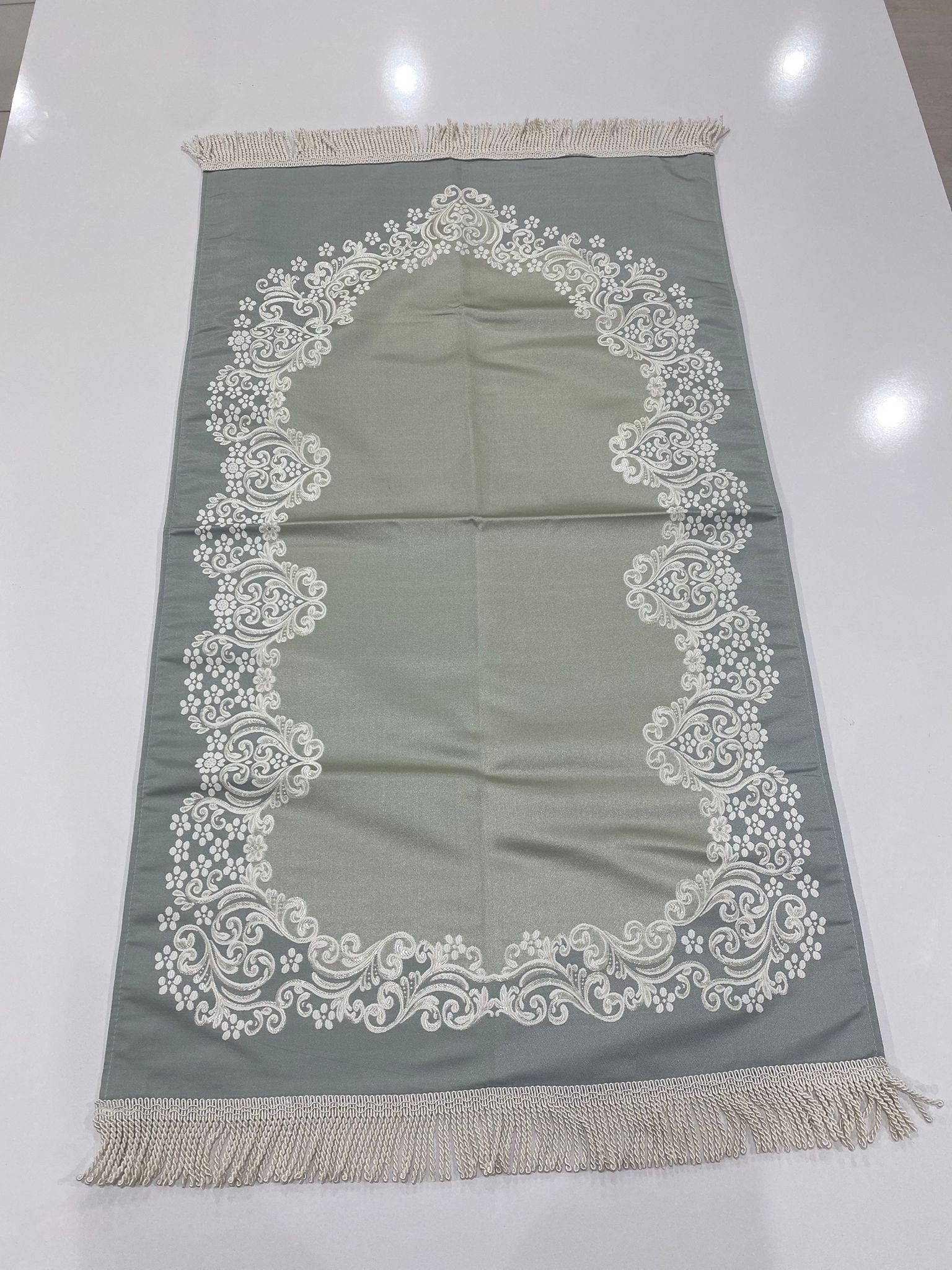 SECCADE SATEN DANTEL İŞLEMELİ ASTARLI MODEL 7 113*68 CM