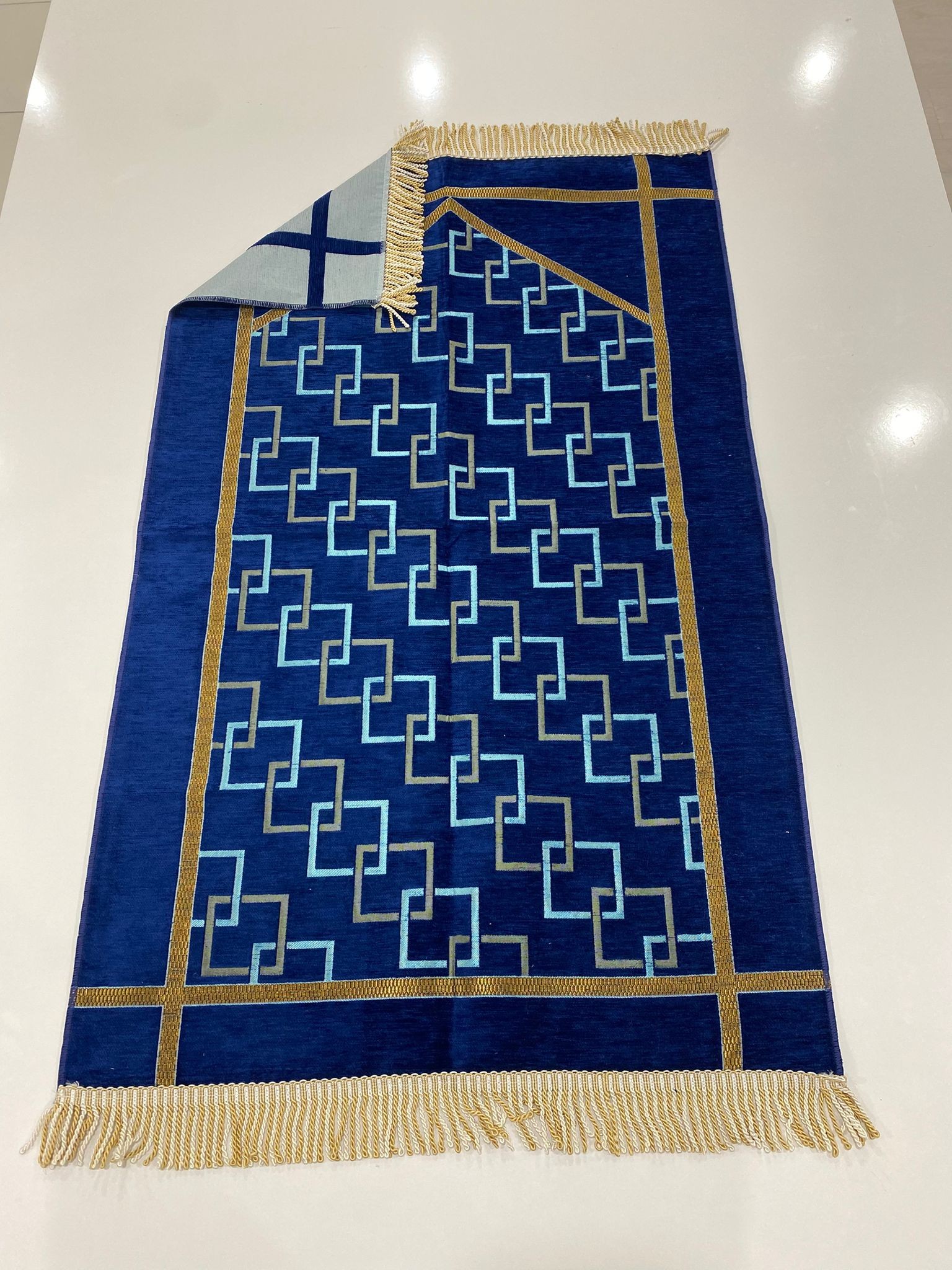 SECCADE MIKRO SONIL KARE ZİNCİRLİ MODEL 1-118*67 Cm