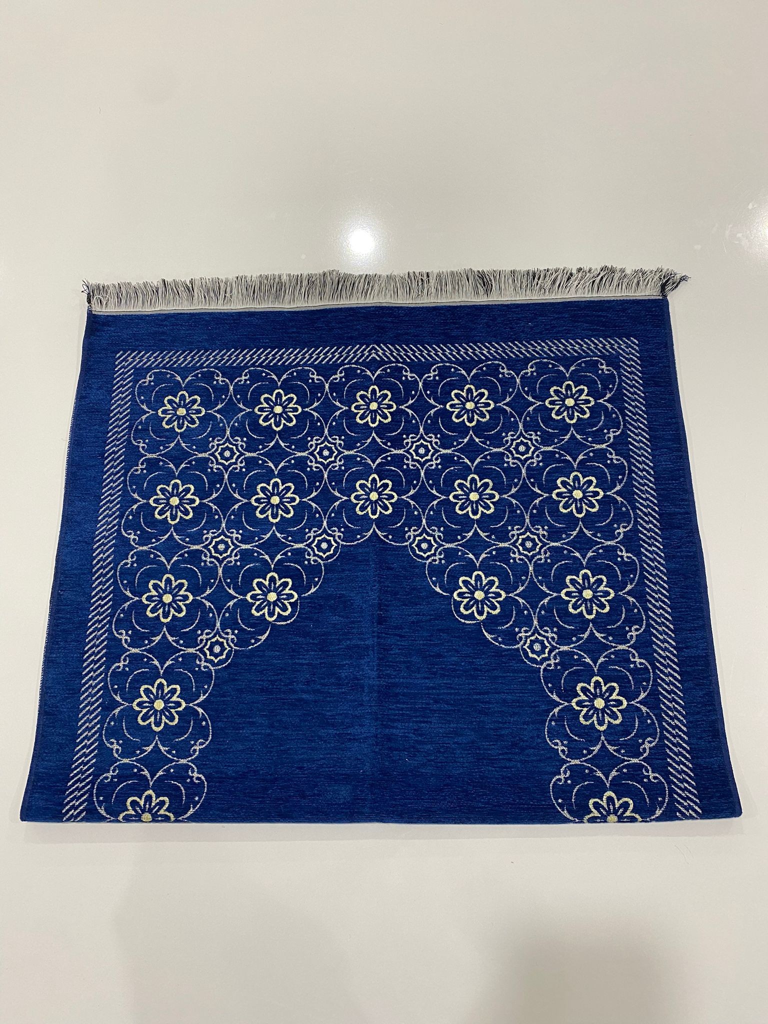 SECCADE SONIL DÜZ SAÇAK PAPATYALI MODEL 4 111*66 CM