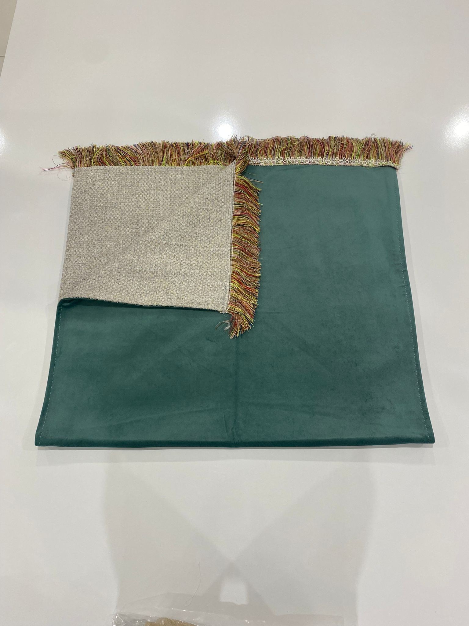 SECCADE DÜZ KUMAŞ ASTARLI DSZ MODEL 8 RENK 1-115*67 Cm