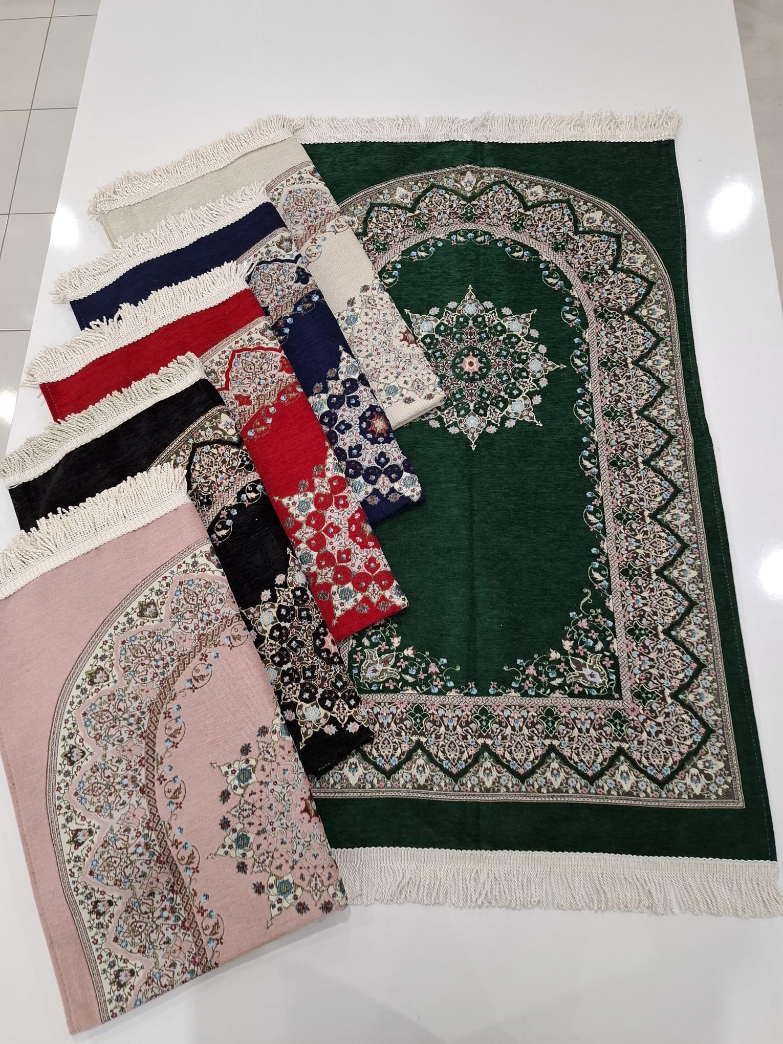 SECCADE MİHRAB ŞÖNİL TOPKAPI ASTARLI MODEL 2-121*74 Cm