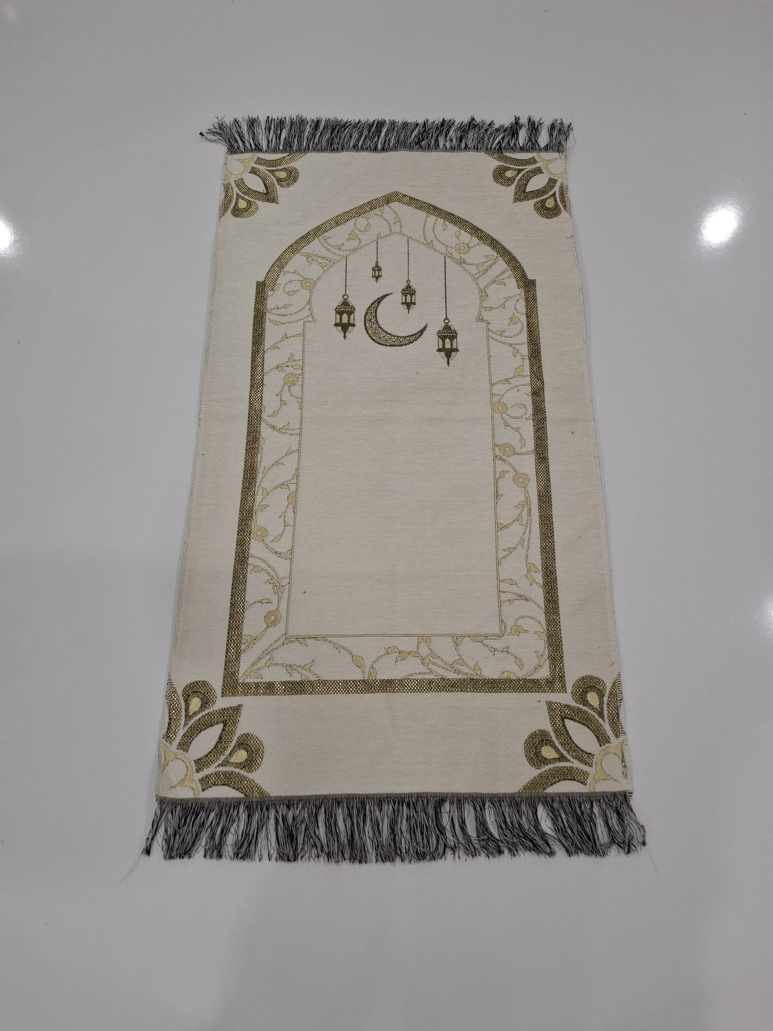 SECCADE ÇOCUK SONIL 50*90 MODEL 10-50*90 Cm