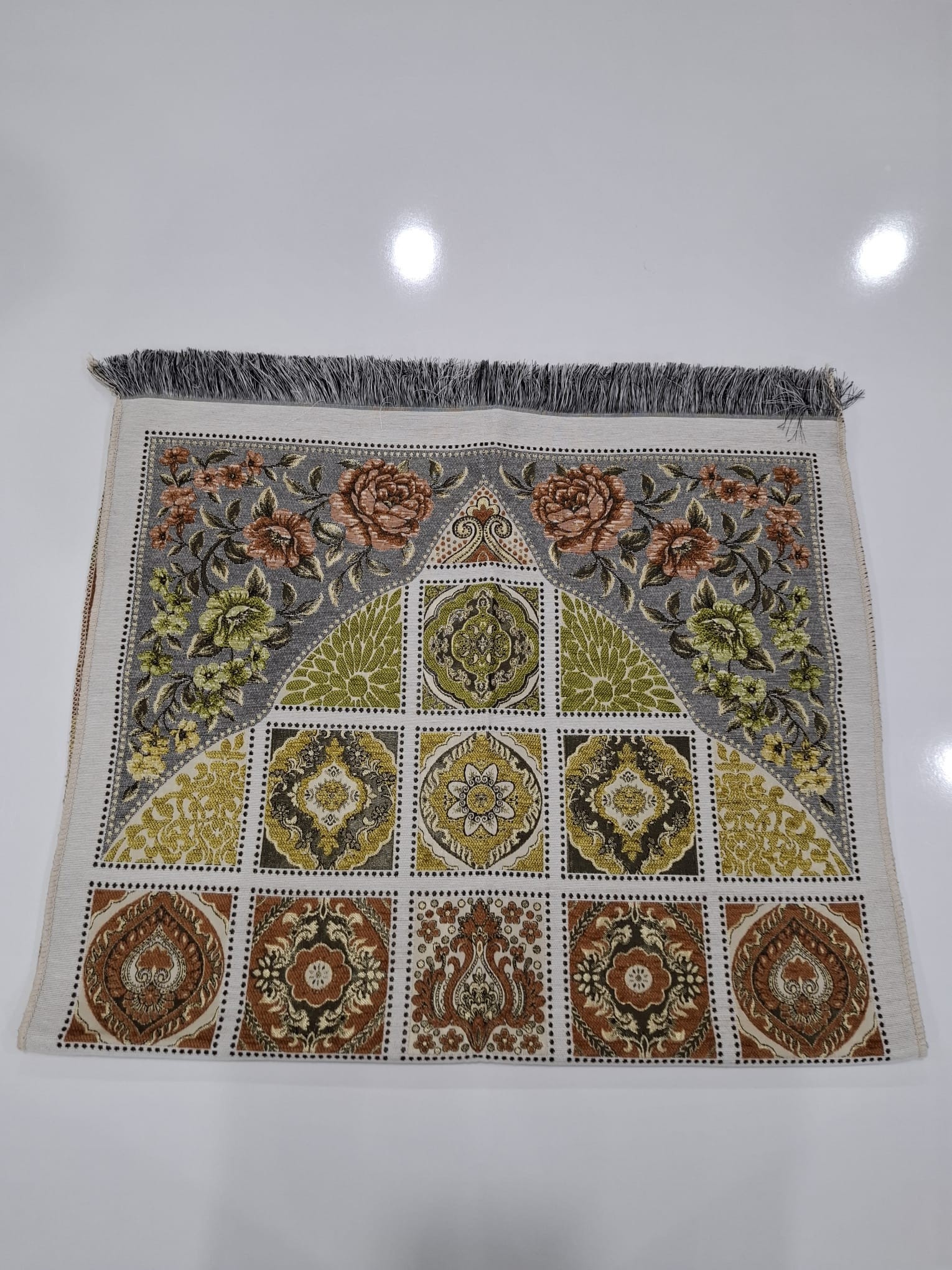 SECCADE SONIL DÜZ SAÇAK KIRKYAMA MODEL 5-112*69 Cm