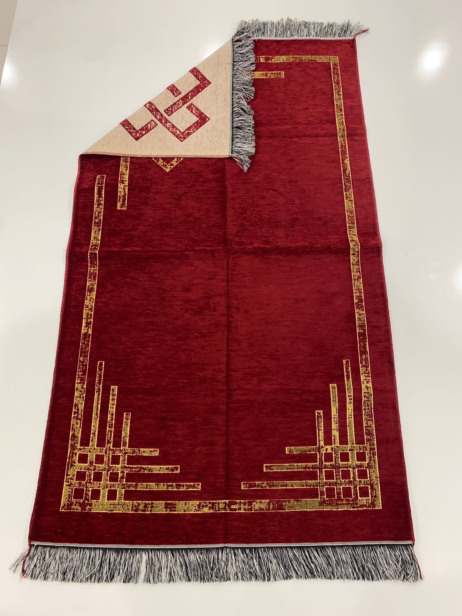 SECCADE SONIL DÜZ SAÇAK ŞERİTLİ MODEL 2 118*68 CM
