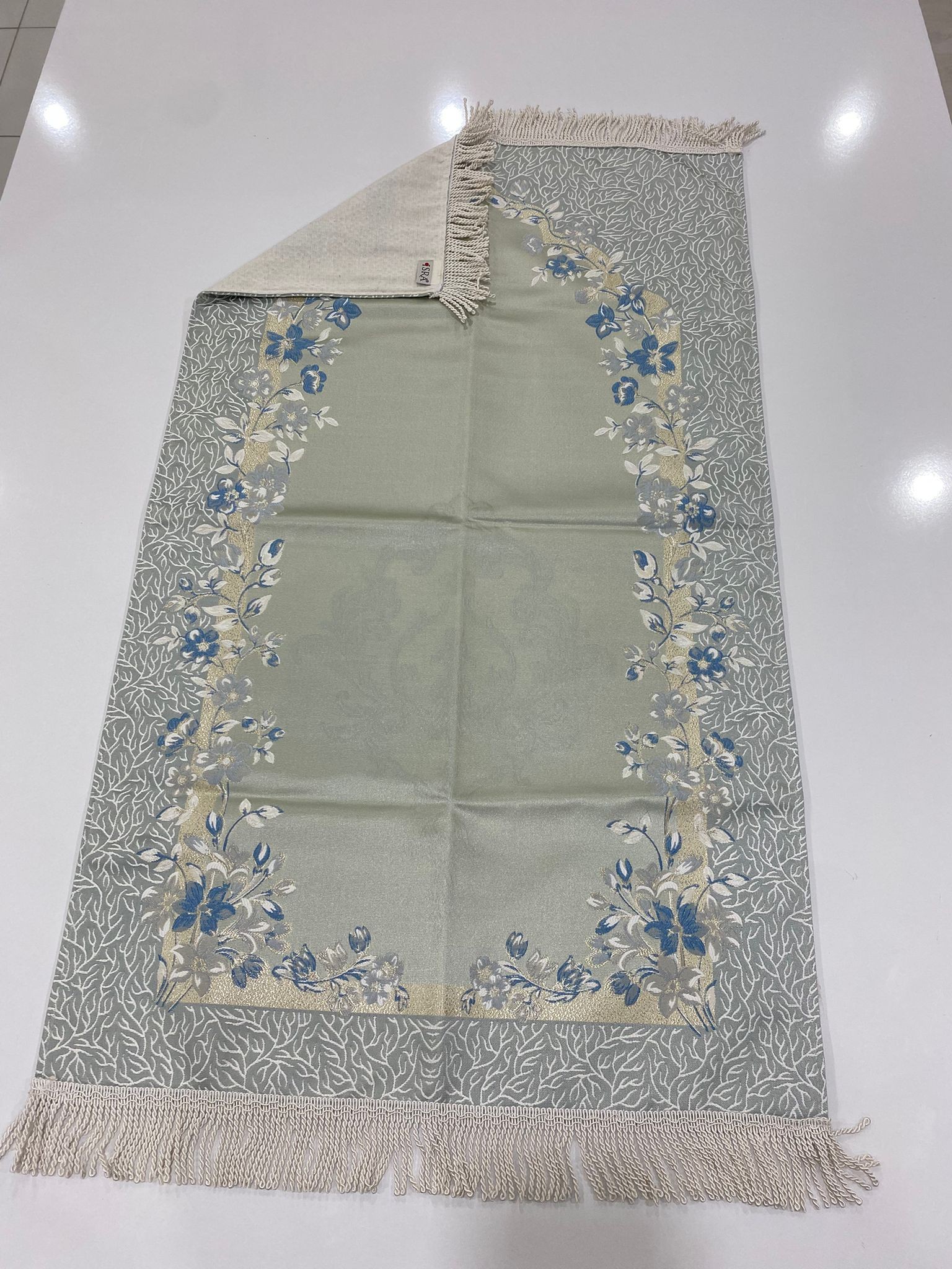 SECCADE SATEN KANAVİÇE İŞLEMELİ ASTARLI MODEL 14  116*67