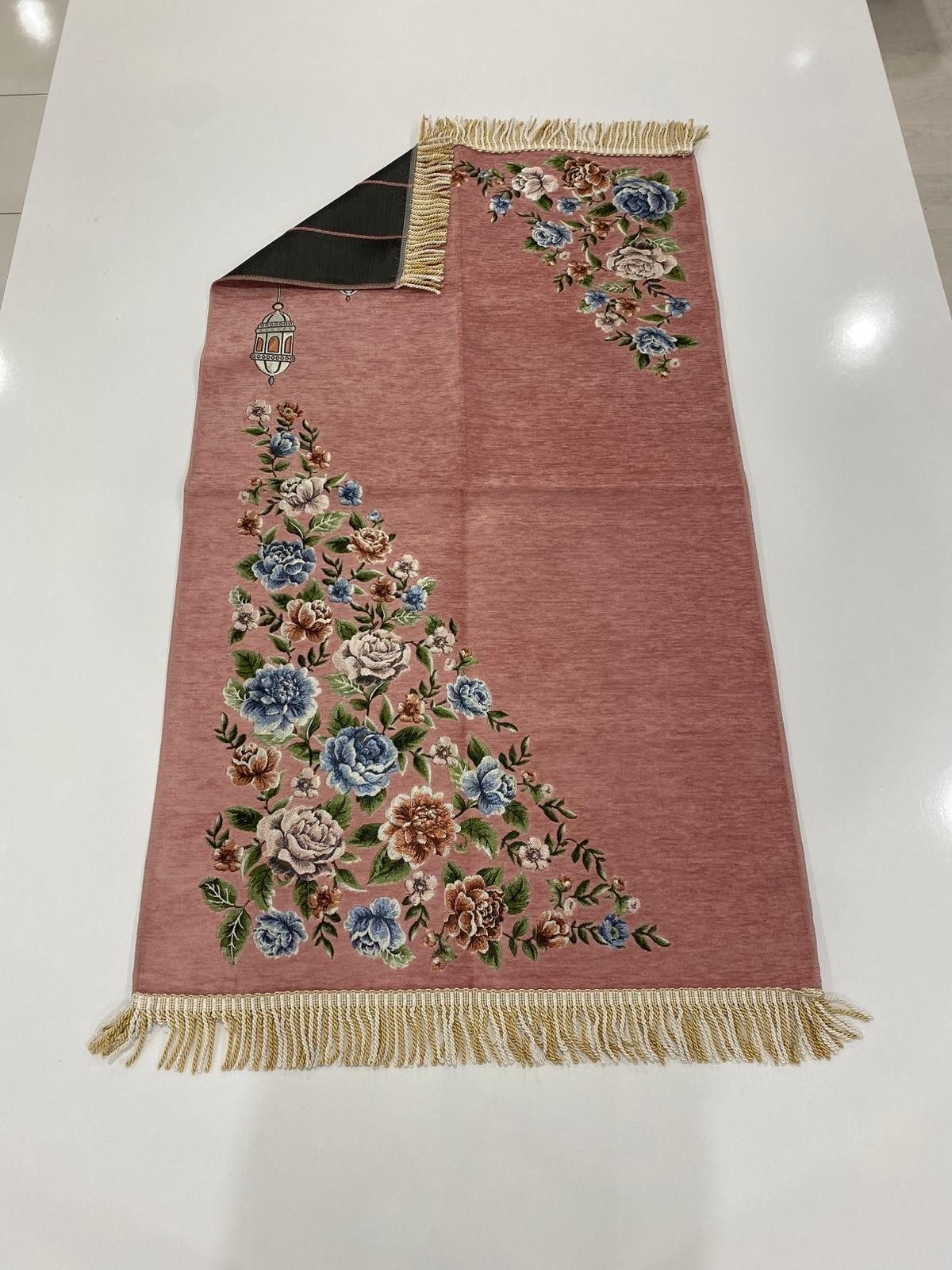 SECCADE MİKRO KANDİL GÜLLÜ ASTARSIZ MODEL 1-115*67 Cm