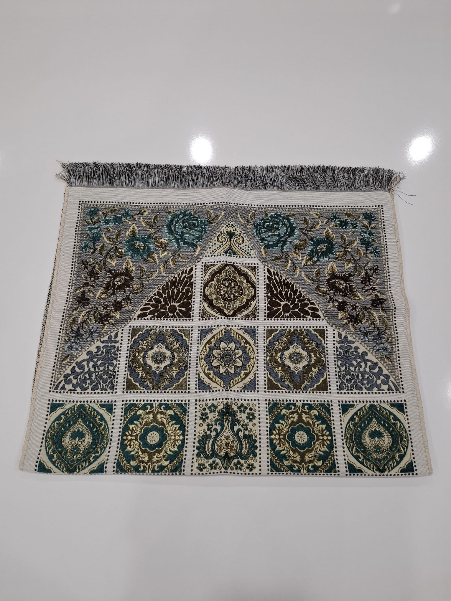 SECCADE SONIL DÜZ SAÇAK KIRKYAMA MODEL 4-112*69 Cm