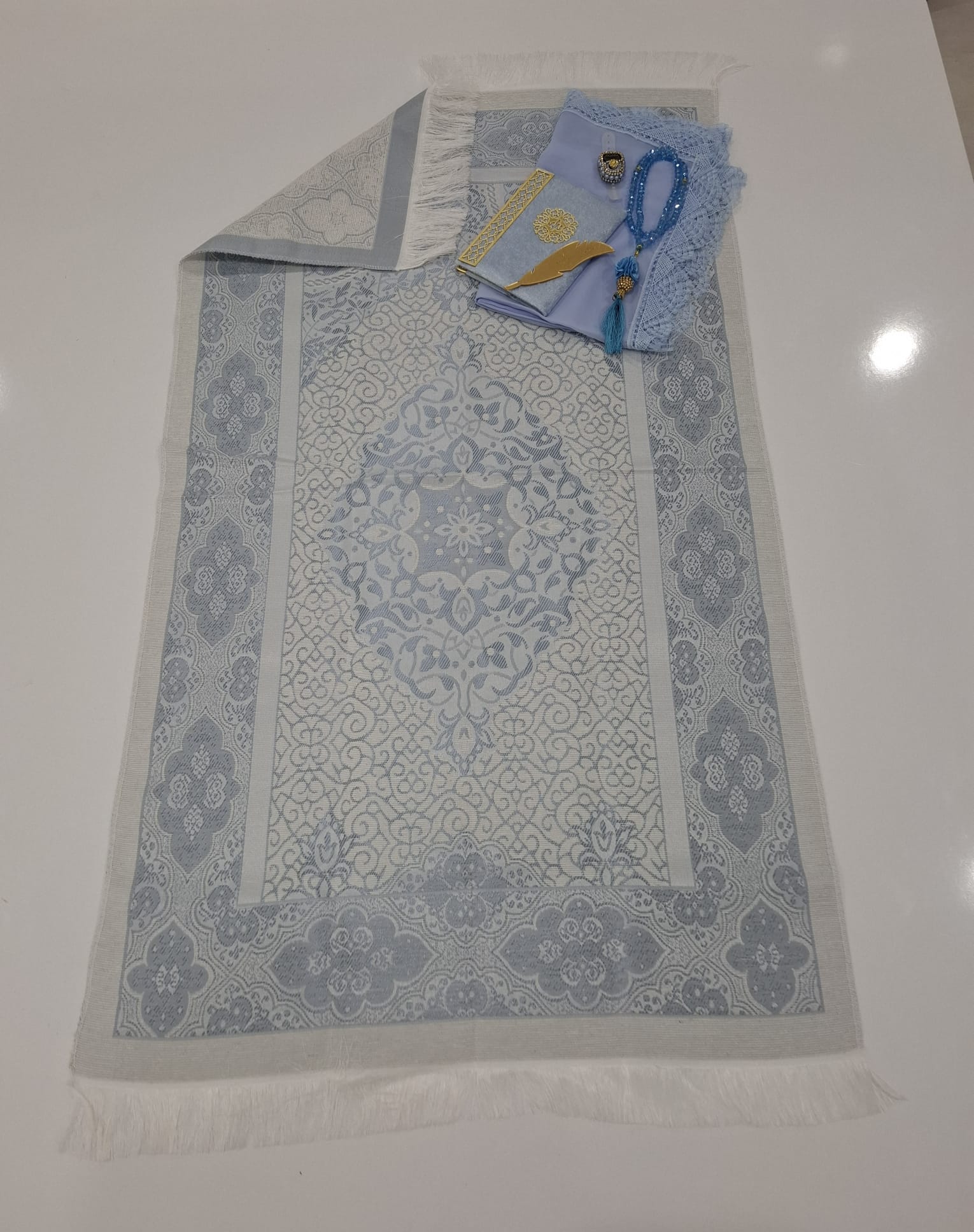 K.SECCADE YASİN AYRAÇ KRS.TESBİH NAMAZ ÖRT. M14-110*64 Cm