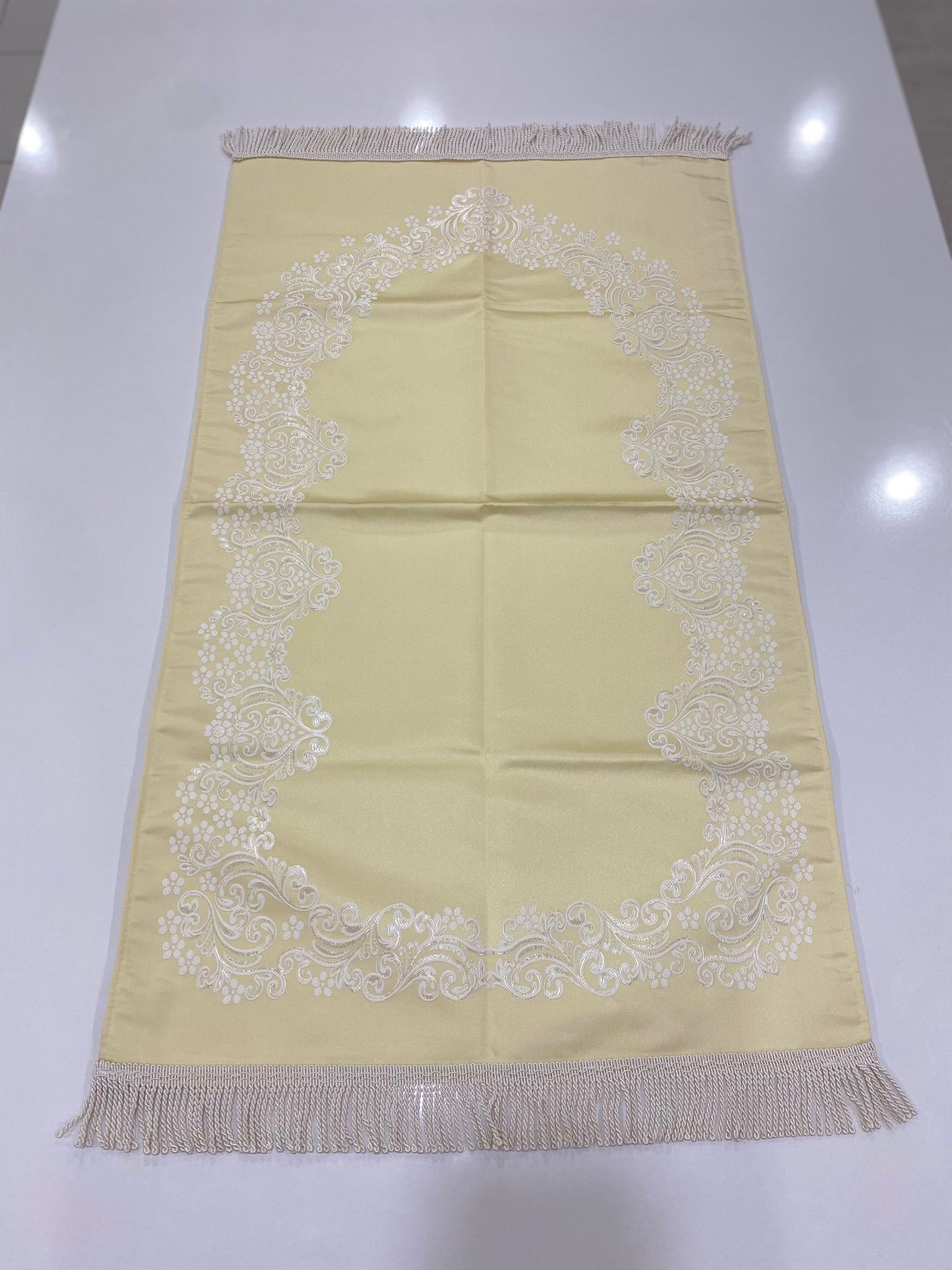 SECCADE SATEN DANTEL İŞLEMELİ ASTARLI MODEL 5 113*68 CM
