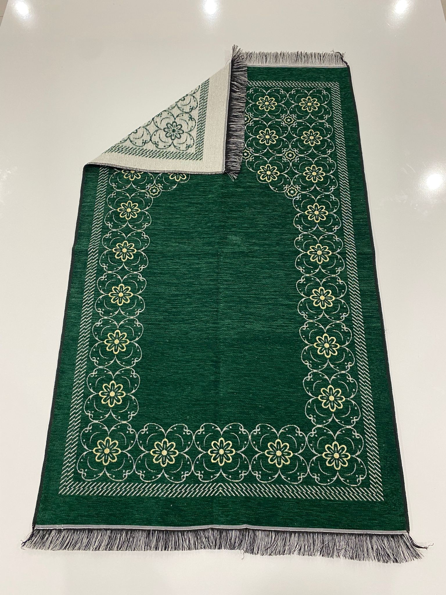SECCADE SONIL DÜZ SAÇAK PAPATYALI MODEL 7 111*66 CM