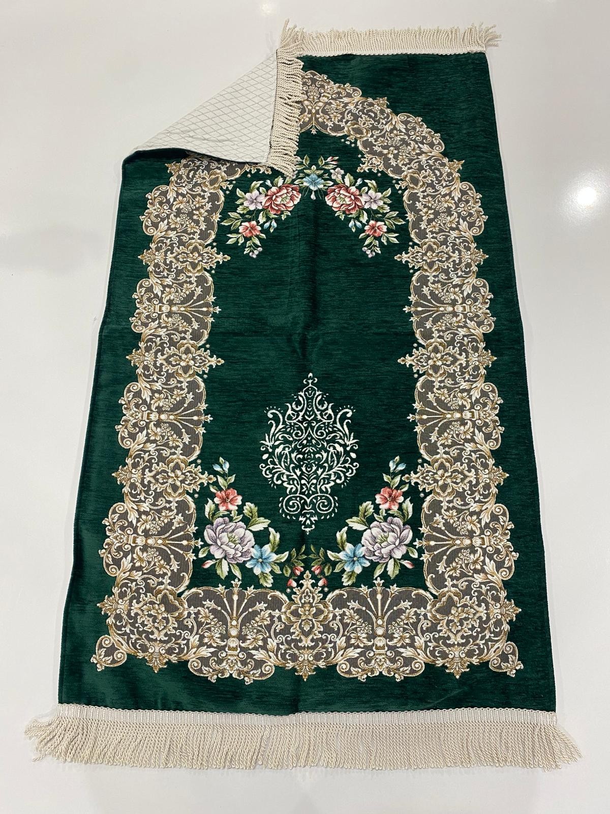 SECCADE M.S. GÜLLÜ ÇİÇEKLİ ASTARLI MODEL 7-114*65 Cm
