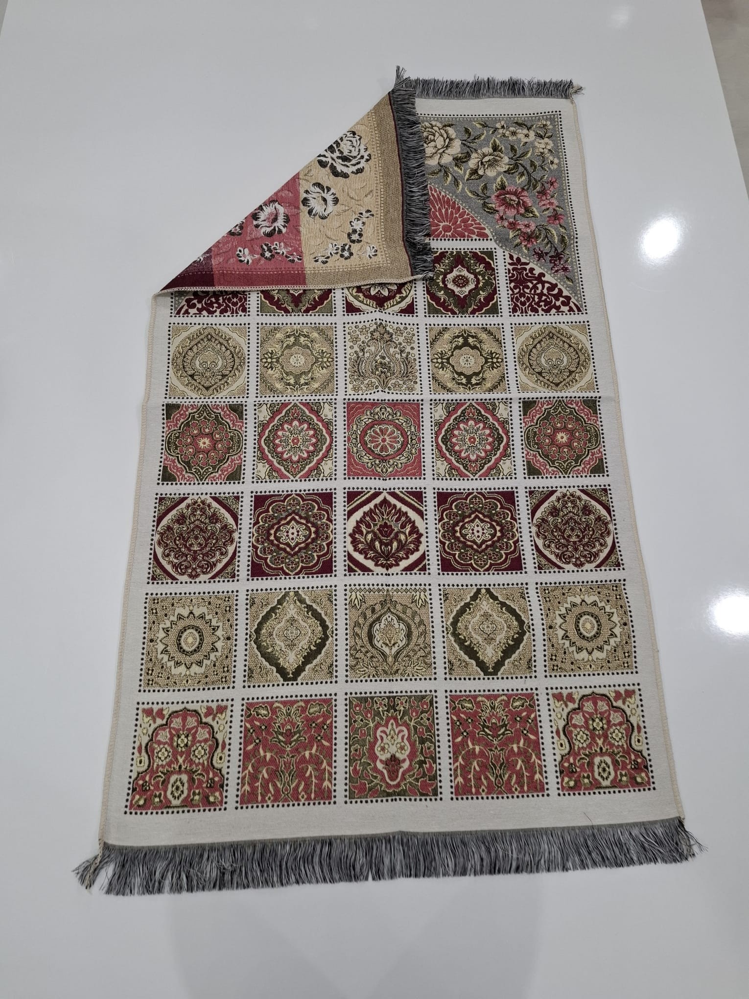 SECCADE SONIL DÜZ SAÇAK KIRKYAMA MODEL 3-112*69 Cm