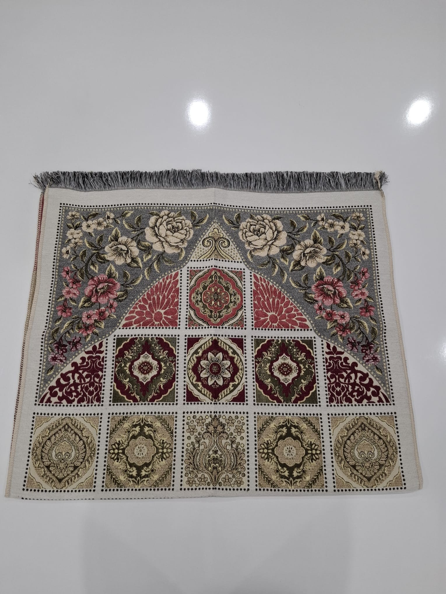 SECCADE SONIL DÜZ SAÇAK KIRKYAMA MODEL 3-112*69 Cm
