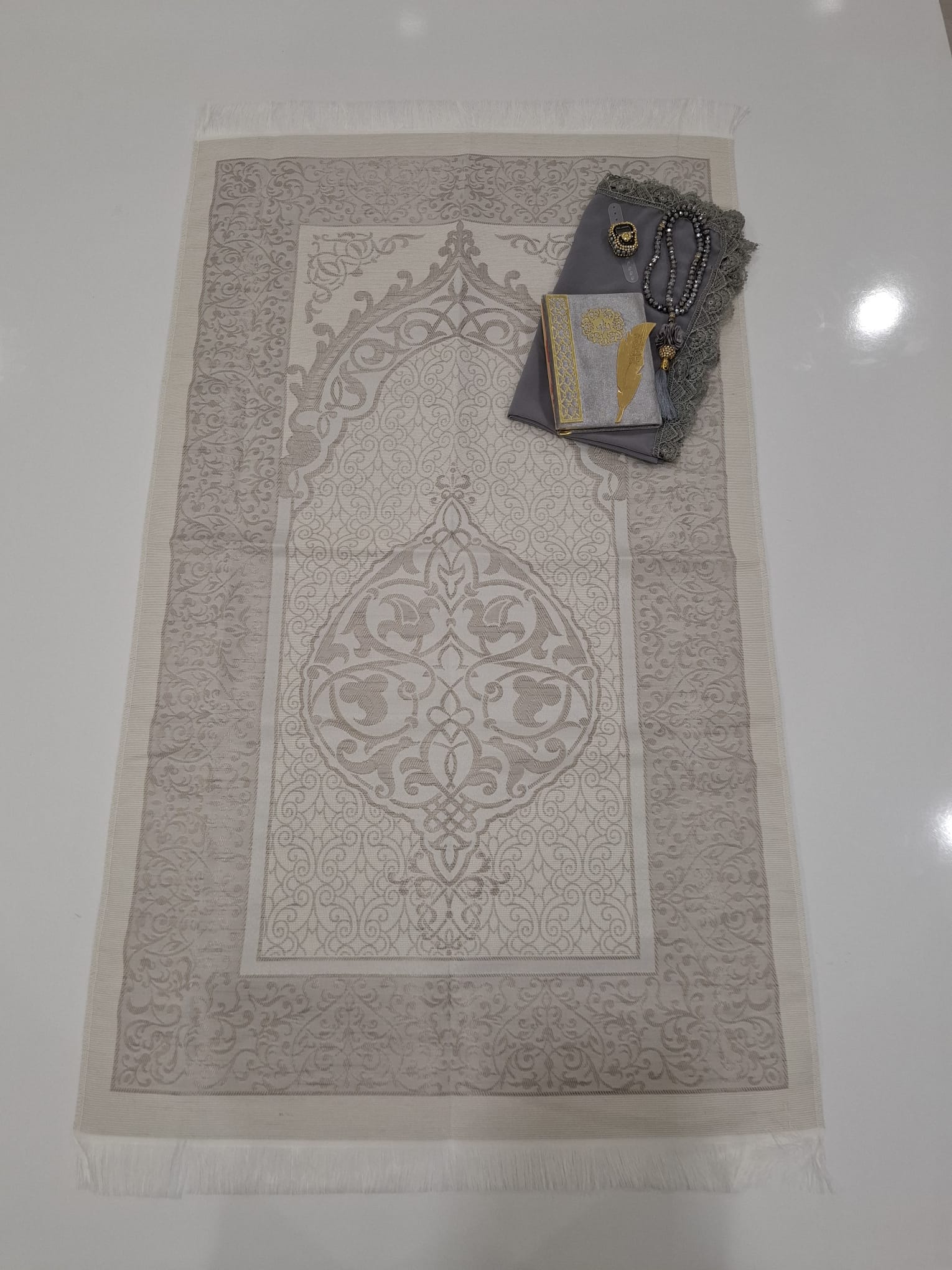 K.SECCADE YASİN AYRAÇ KRS.TESBİH NAMAZ ÖRT. M8-110*64 Cm