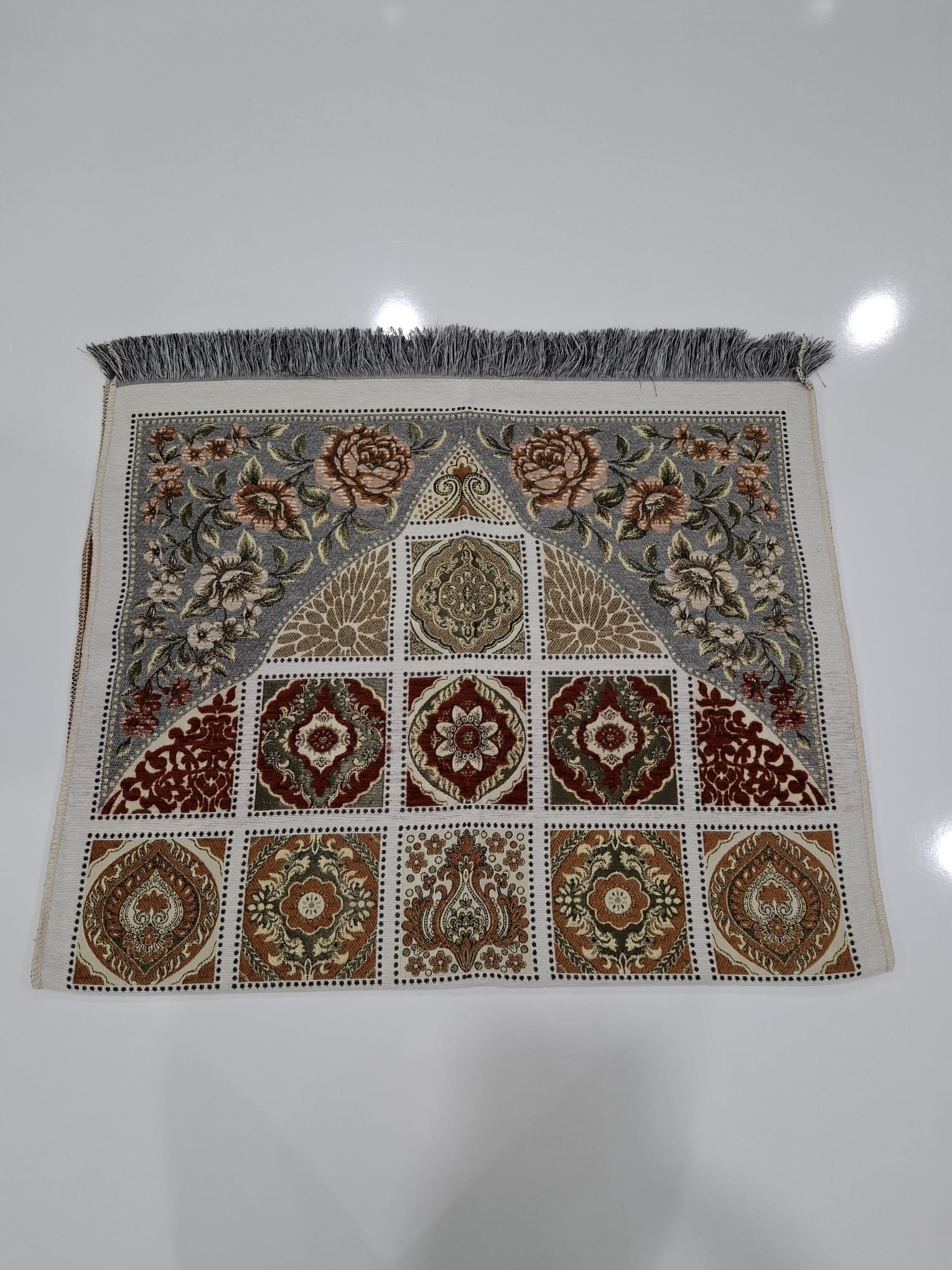 SECCADE SONIL DÜZ SAÇAK KIRKYAMA MODEL 1-112*69 Cm