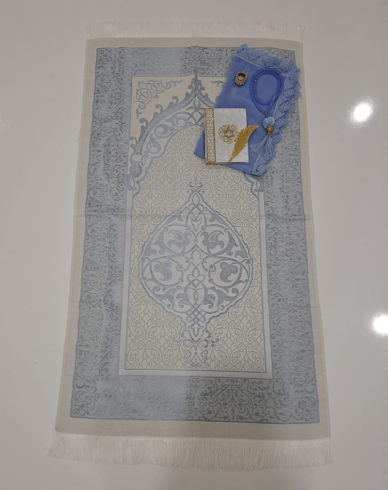 K.SECCADE YASİN AYRAÇ KRS.TESBİH NAMAZ ÖRT. M9-110*64 Cm
