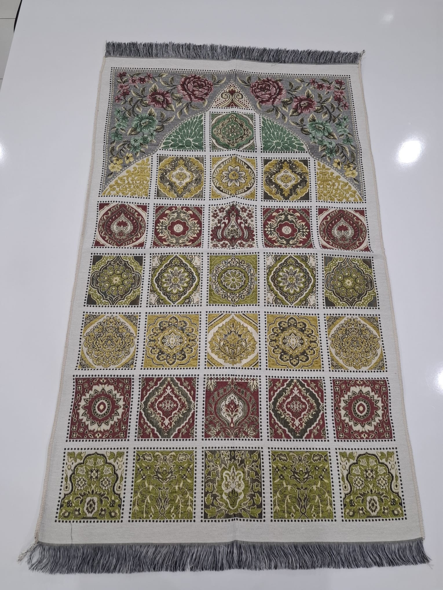 SECCADE SONIL DÜZ SAÇAK KIRKYAMA MODEL 8-112*69 Cm
