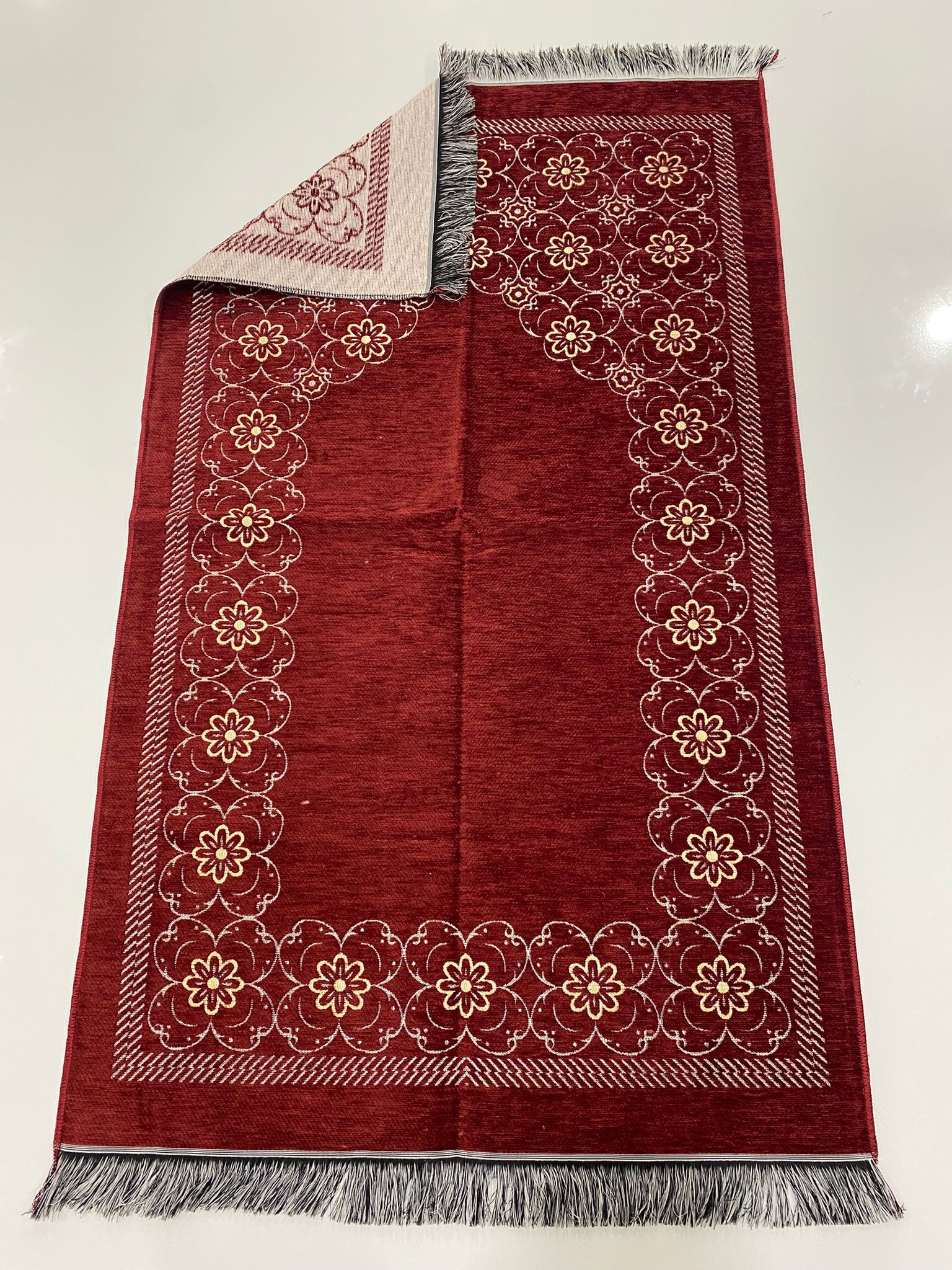 SECCADE SONIL DÜZ SAÇAK PAPATYALI MODEL 5 111*66 CM
