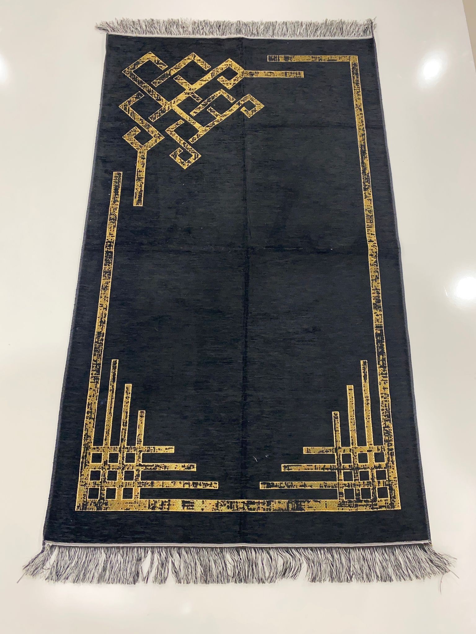 SECCADE SONIL DÜZ SAÇAK ŞERİTLİ MODEL 7 118*68 CM