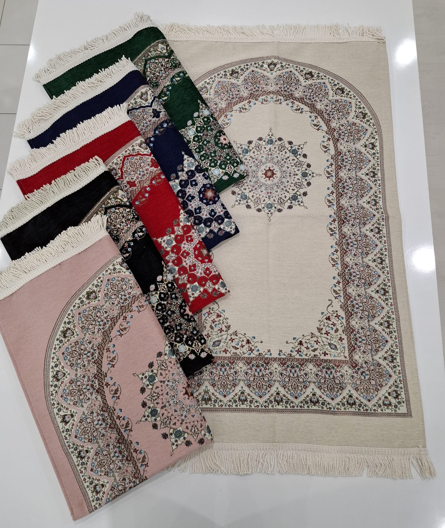 SECCADE MİHRAB ŞÖNİL TOPKAPI ASTARLI M1-R1-121*74 Cm