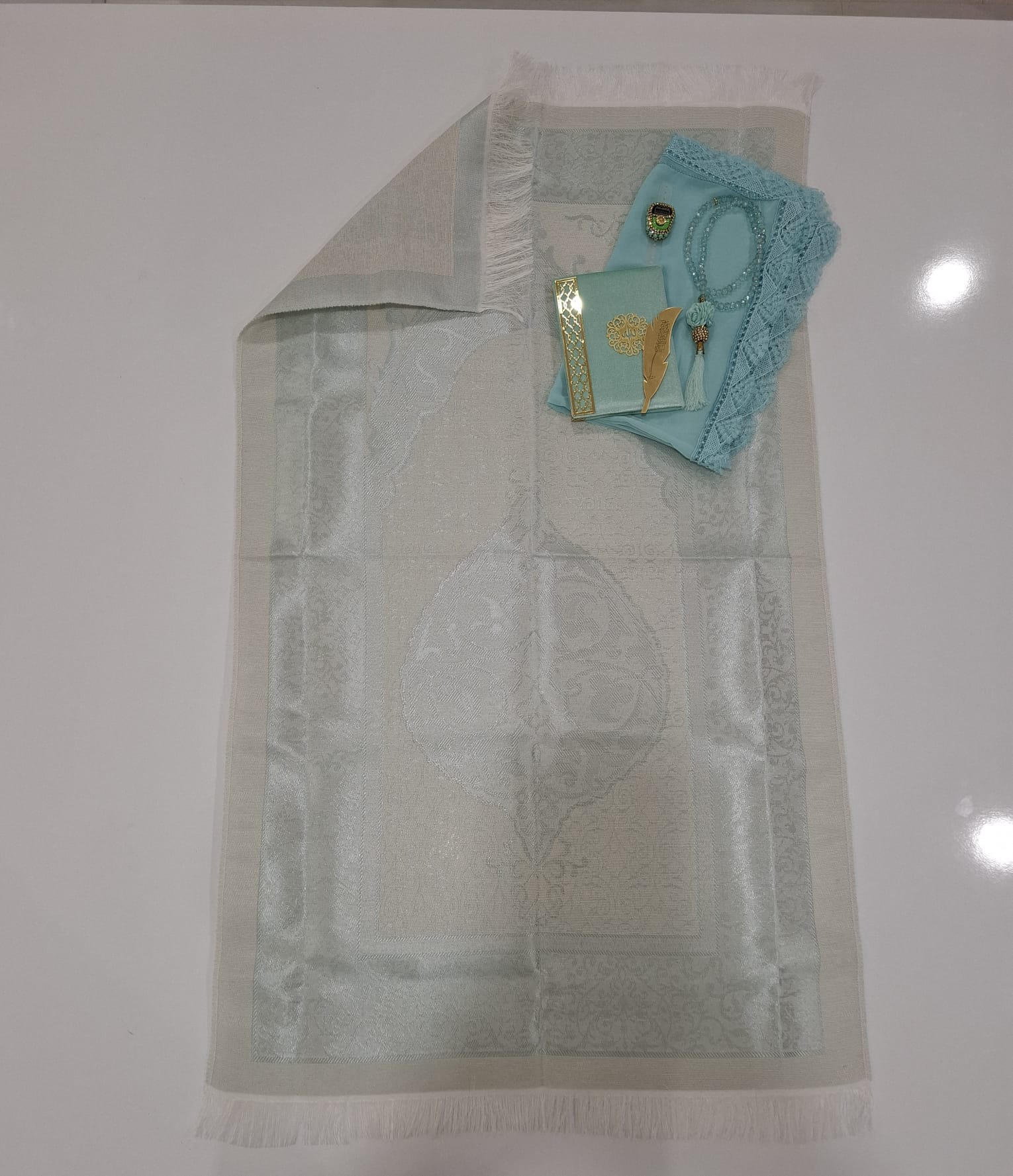 K.SECCADE YASİN AYRAÇ KRS.TESBİH NAMAZ ÖRT. M11-110*64 Cm