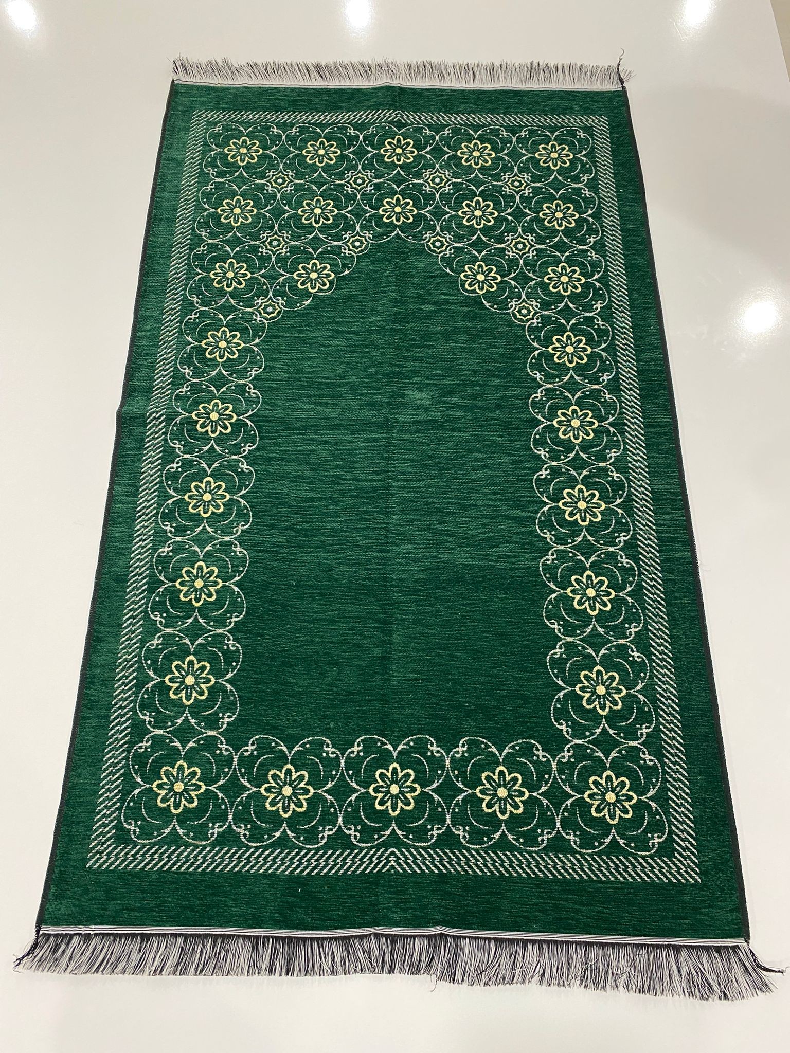 SECCADE SONIL DÜZ SAÇAK PAPATYALI MODEL 7 111*66 CM