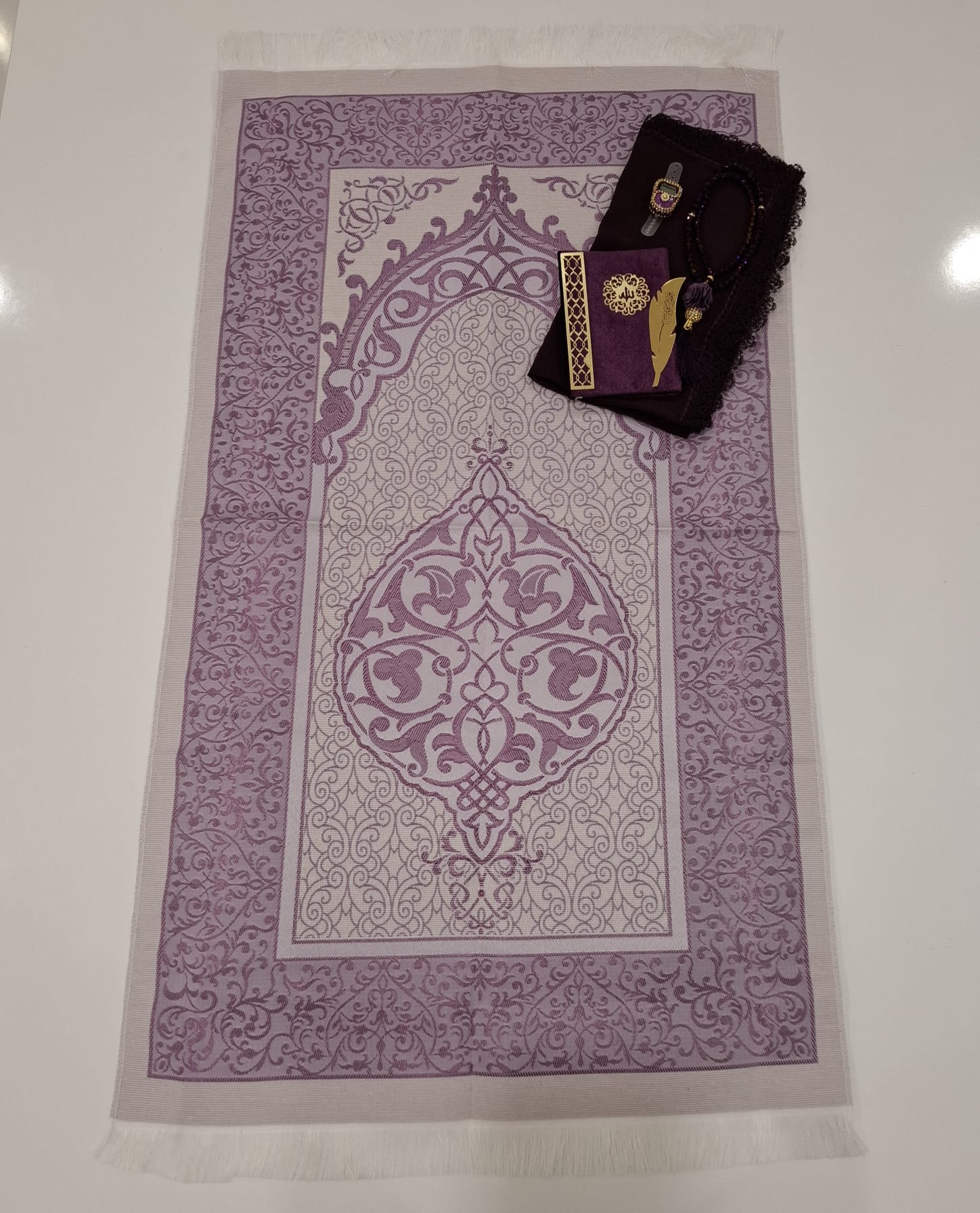 K.SECCADE YASİN AYRAÇ KRS.TESBİH NAMAZ ÖRT. M4-110*64 Cm