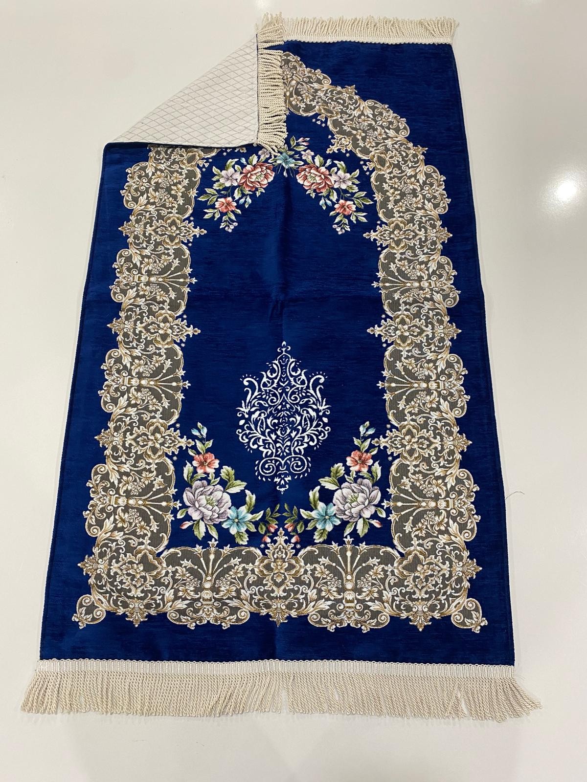 SECCADE M.S. GÜLLÜ ÇİÇEKLİ ASTARLI MODEL 5-114*65 Cm