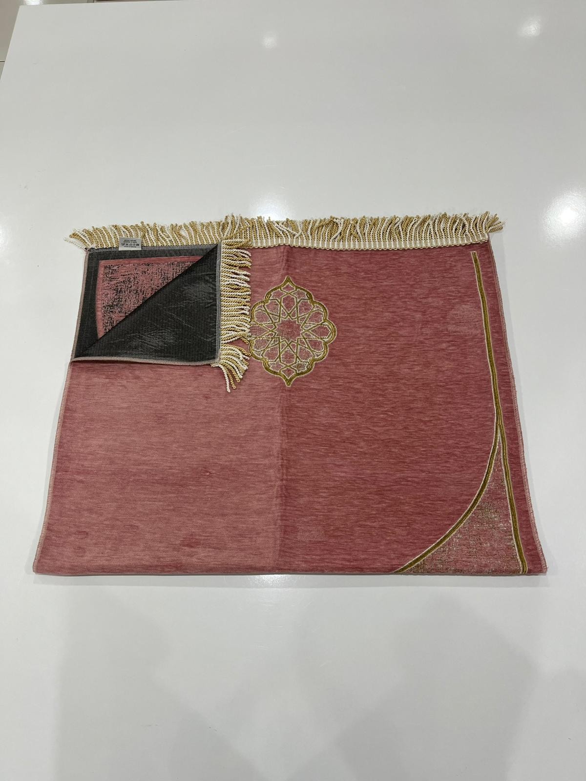 SECCADE MİKRO SONIL ULUDAĞ MODEL 4-116*72 Cm
