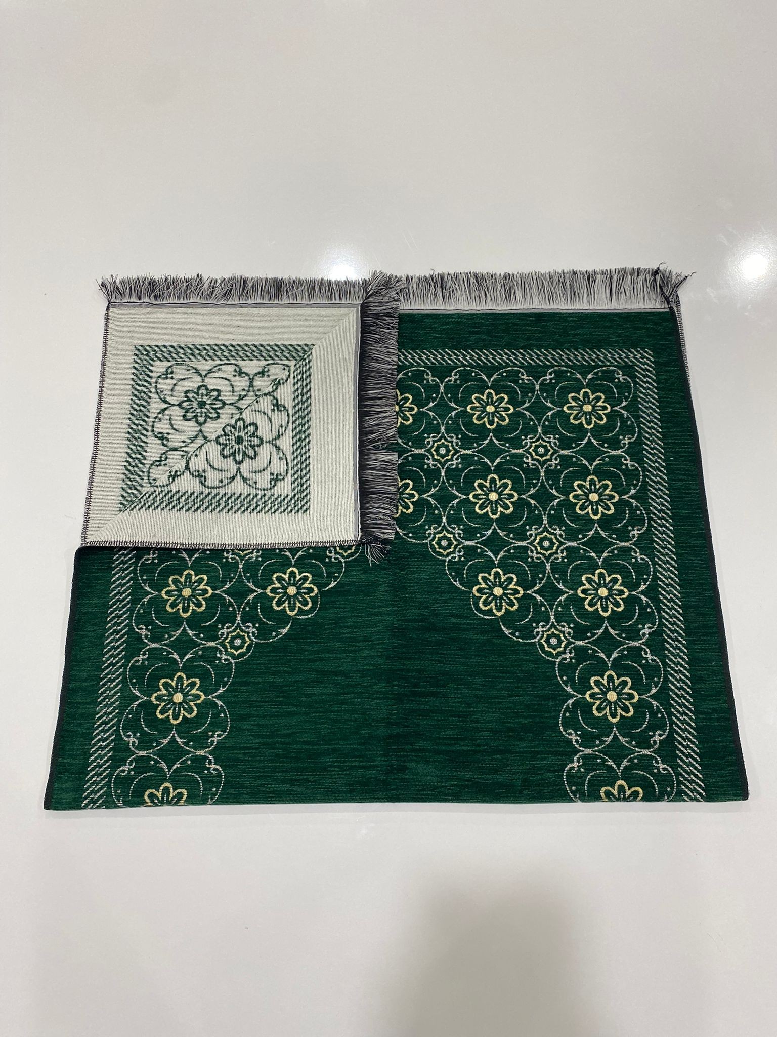 SECCADE SONIL DÜZ SAÇAK PAPATYALI MODEL 7 111*66 CM