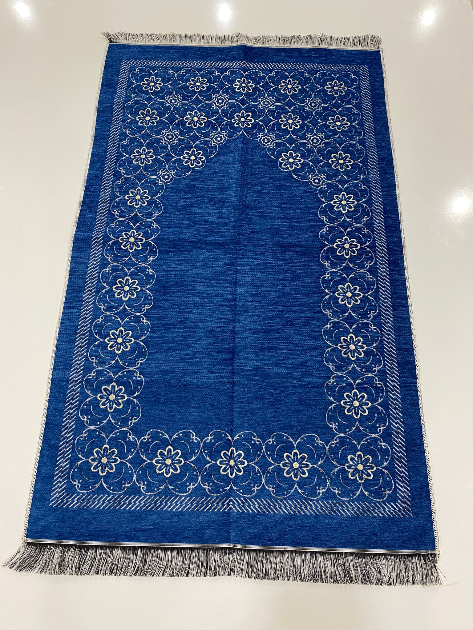 SECCADE SONIL DÜZ SAÇAK PAPATYALI MODEL 3 111*66 CM