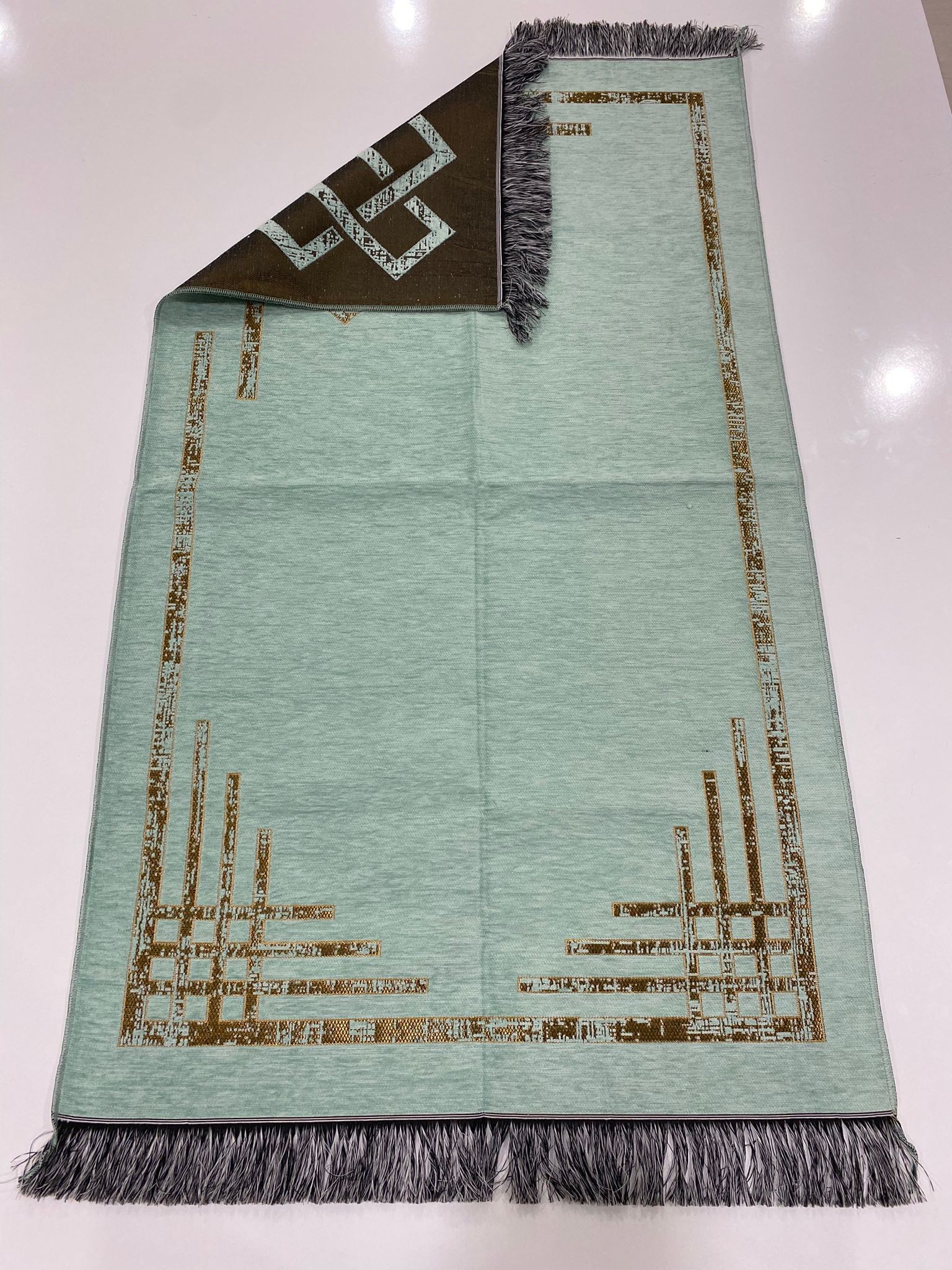 SECCADE SONIL DÜZ SAÇAK ŞERİTLİ MODEL 9 118*68 CM