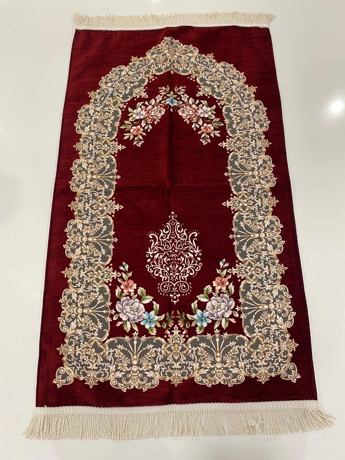 SECCADE M.S. GÜLLÜ ÇİÇEKLİ ASTARLI MODEL 3-114*65 Cm