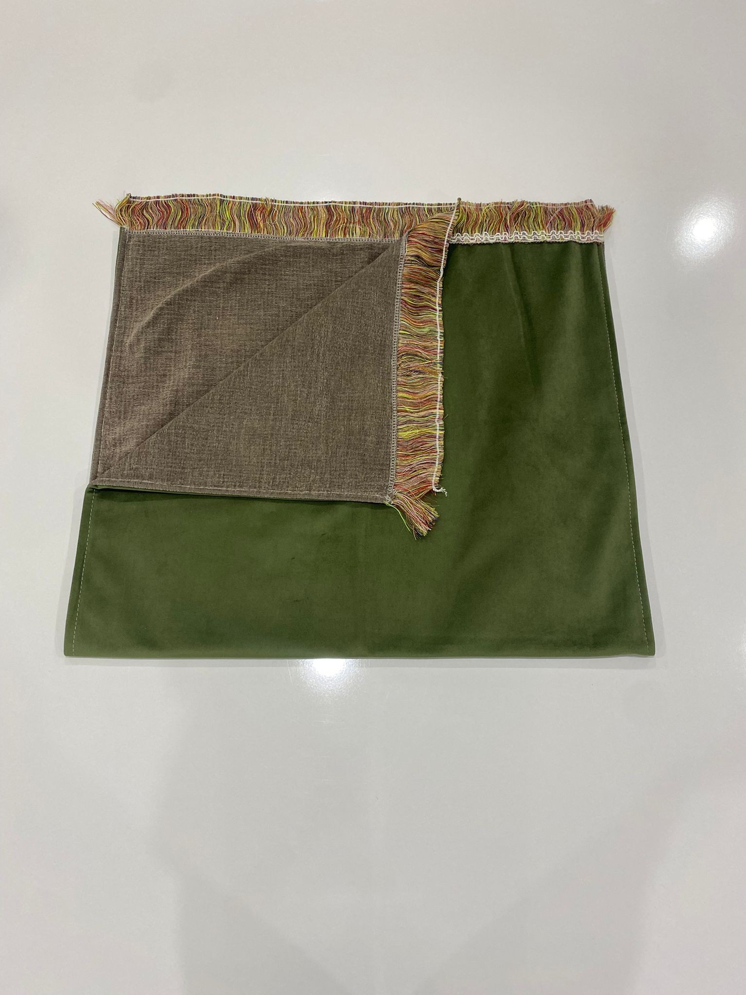 SECCADE DÜZ KUMAŞ ASTARLI DSZ MODEL 17 RENK 5-115*67 Cm