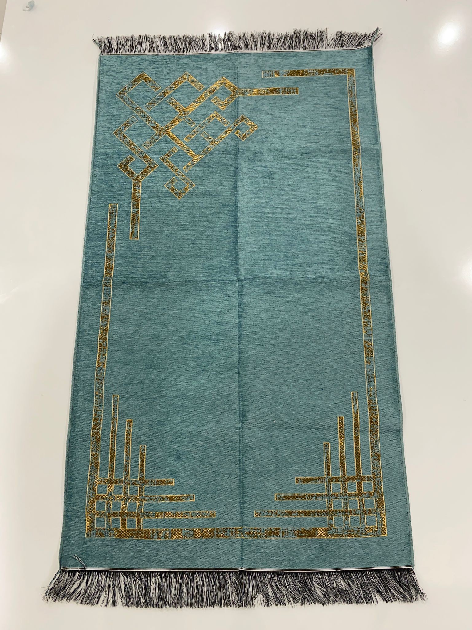 SECCADE SONIL DÜZ SAÇAK ŞERİTLİ MODEL 5 118*68 CM